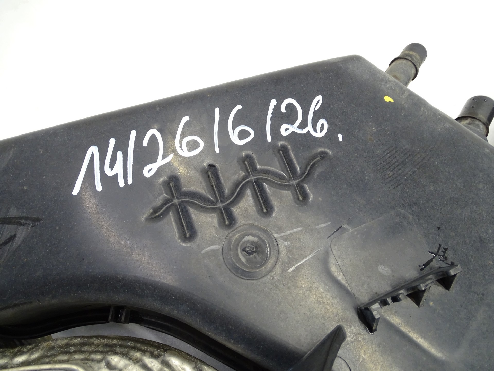 tank ADBLUE VW CRAFTER II 7C MAN 2N0131877B