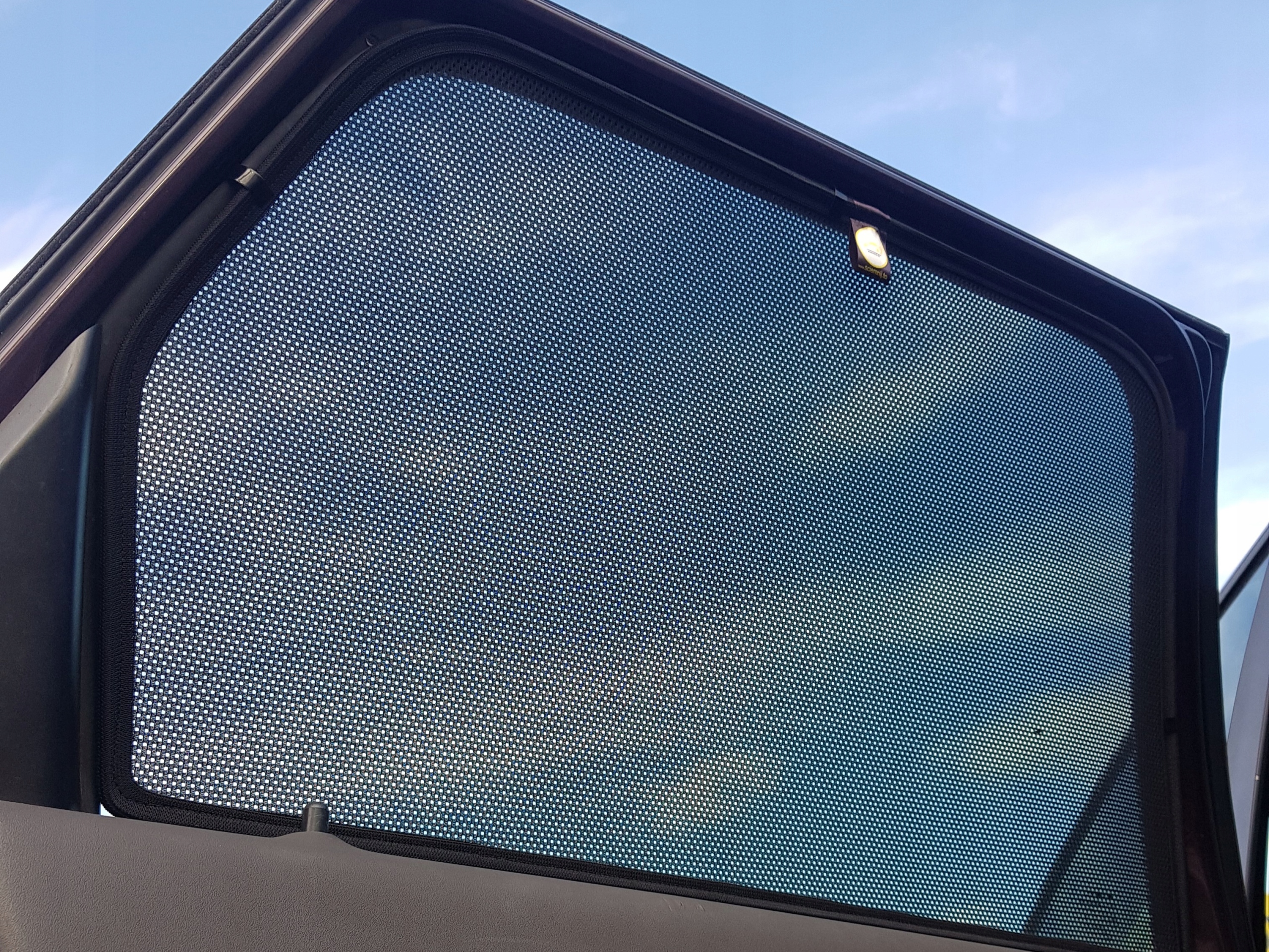 Zasłonki osłony osłonki rolety przeciwsłoneczne dedykowane do : Volvo V50 EAN (GTIN) 5904441652390