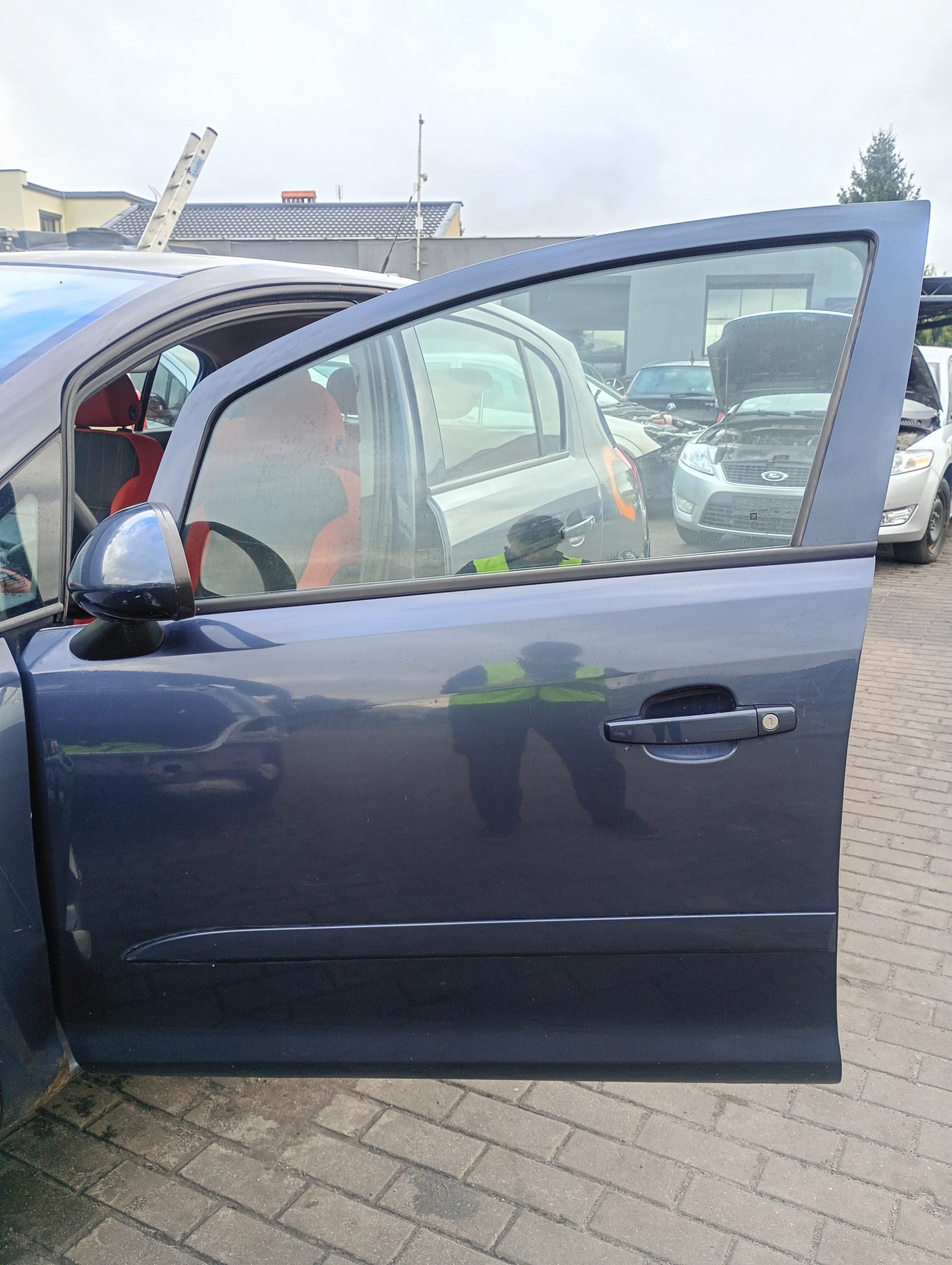 door left front front Opel Corsa D 06-10 kod lakieru Z168
