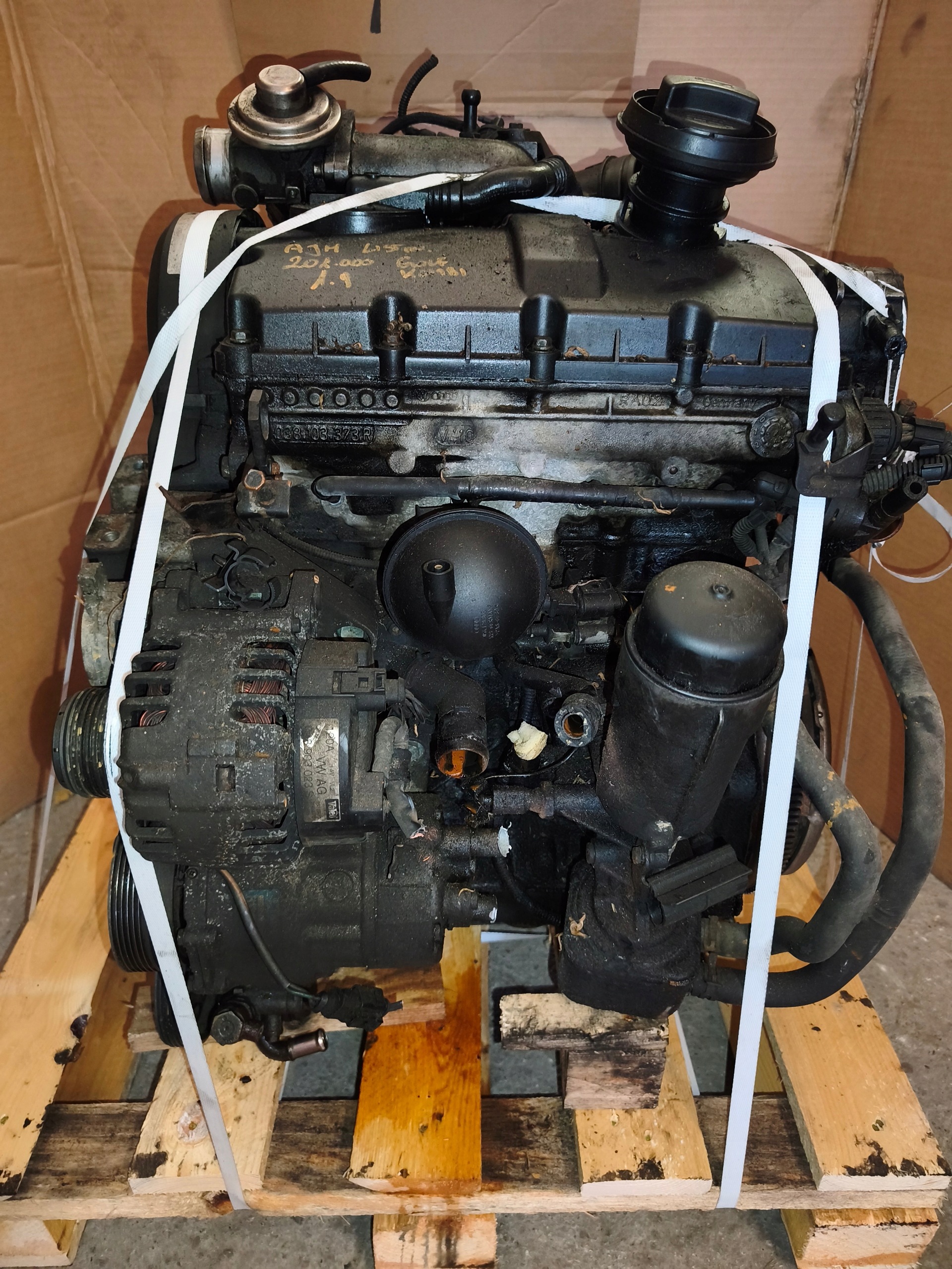 motor 1.9TDI AJM komplet GOLF 4 A3 NEW BEETLE DO MONTAZU FILM Z PRACY