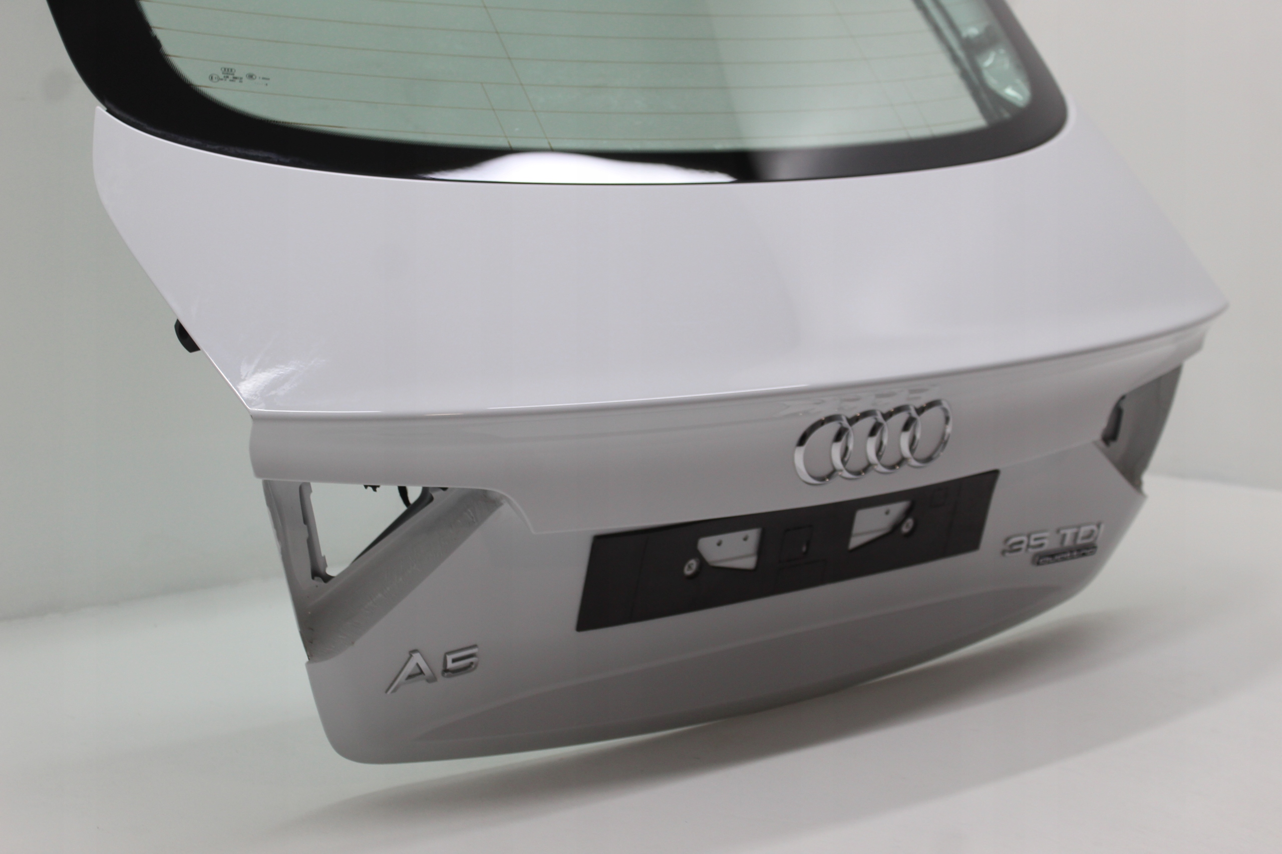 AUDI A5 8T SPORTBACK KLAPA BAGAŻNIKA LIFT LS9R Typ samochodu Samochody osobowe