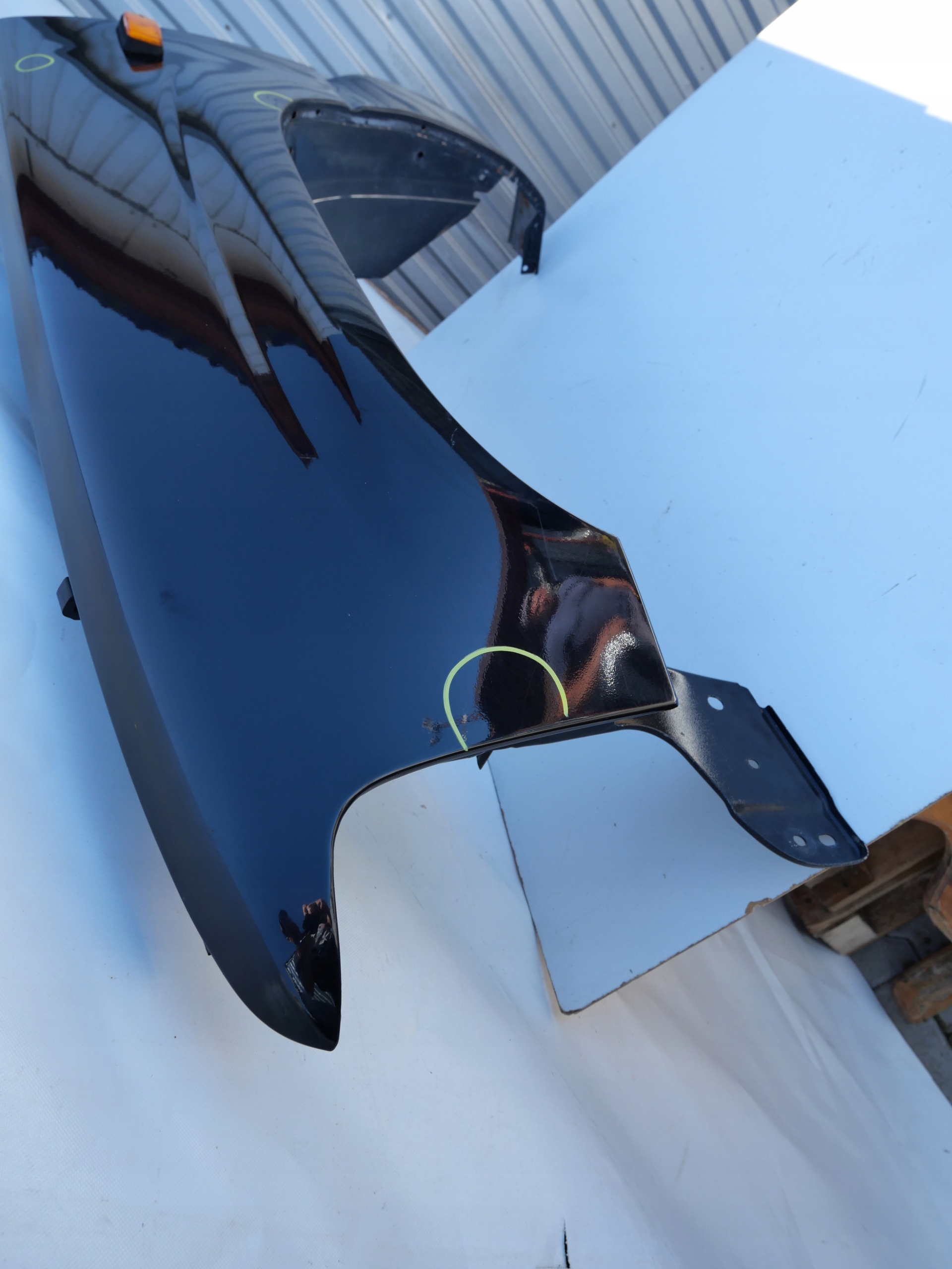 CHEVROLET TAHOE fender left front front