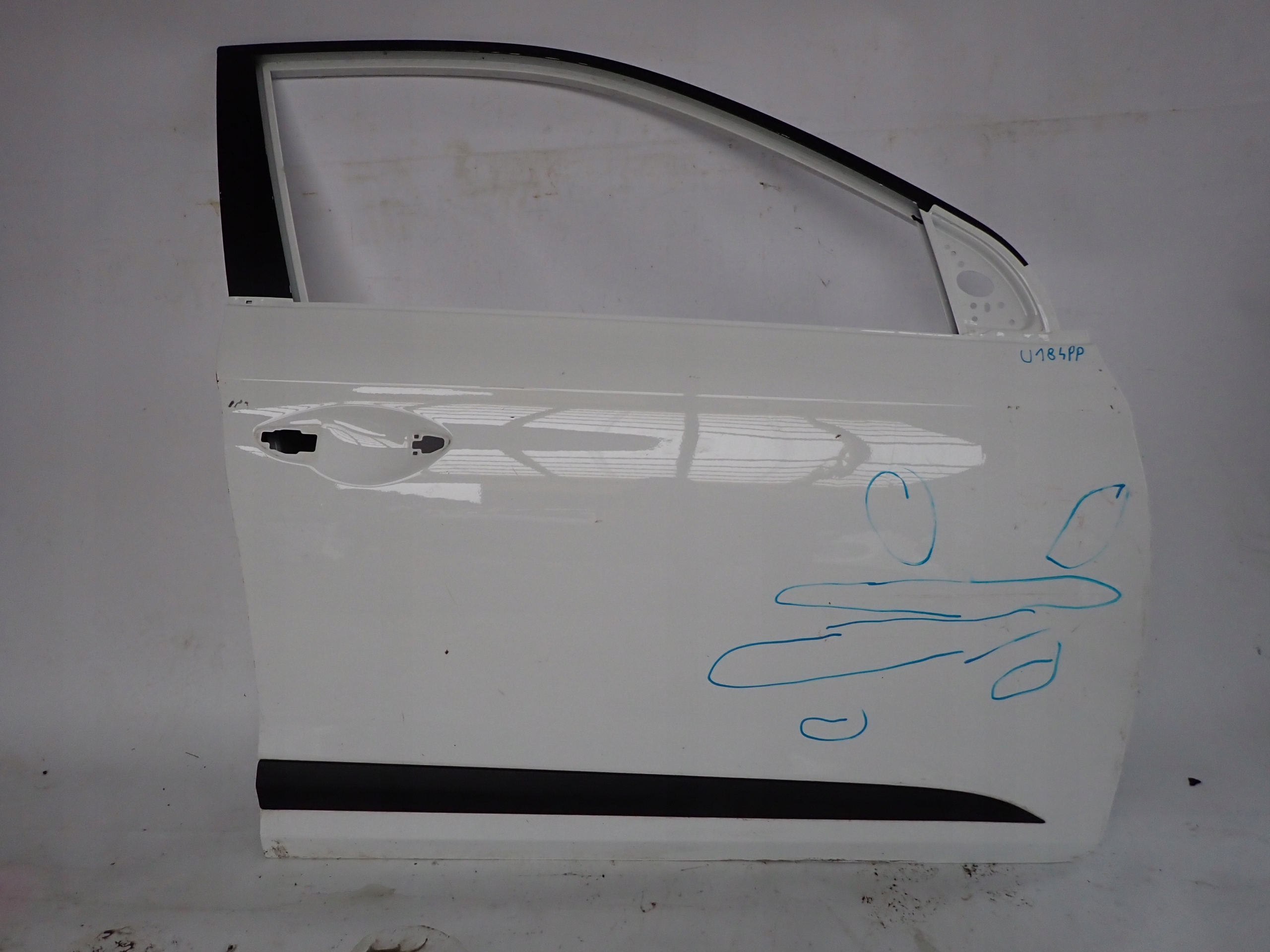 HYUNDAI I20 II 14 - door right front front for LISTWE