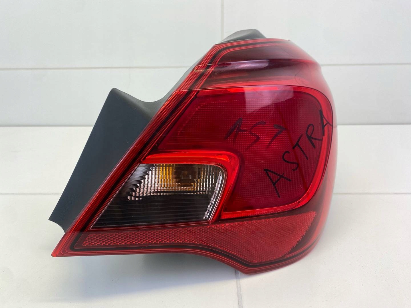 Licht hinten rechts Seite Opel Corsa E 2016 460034366