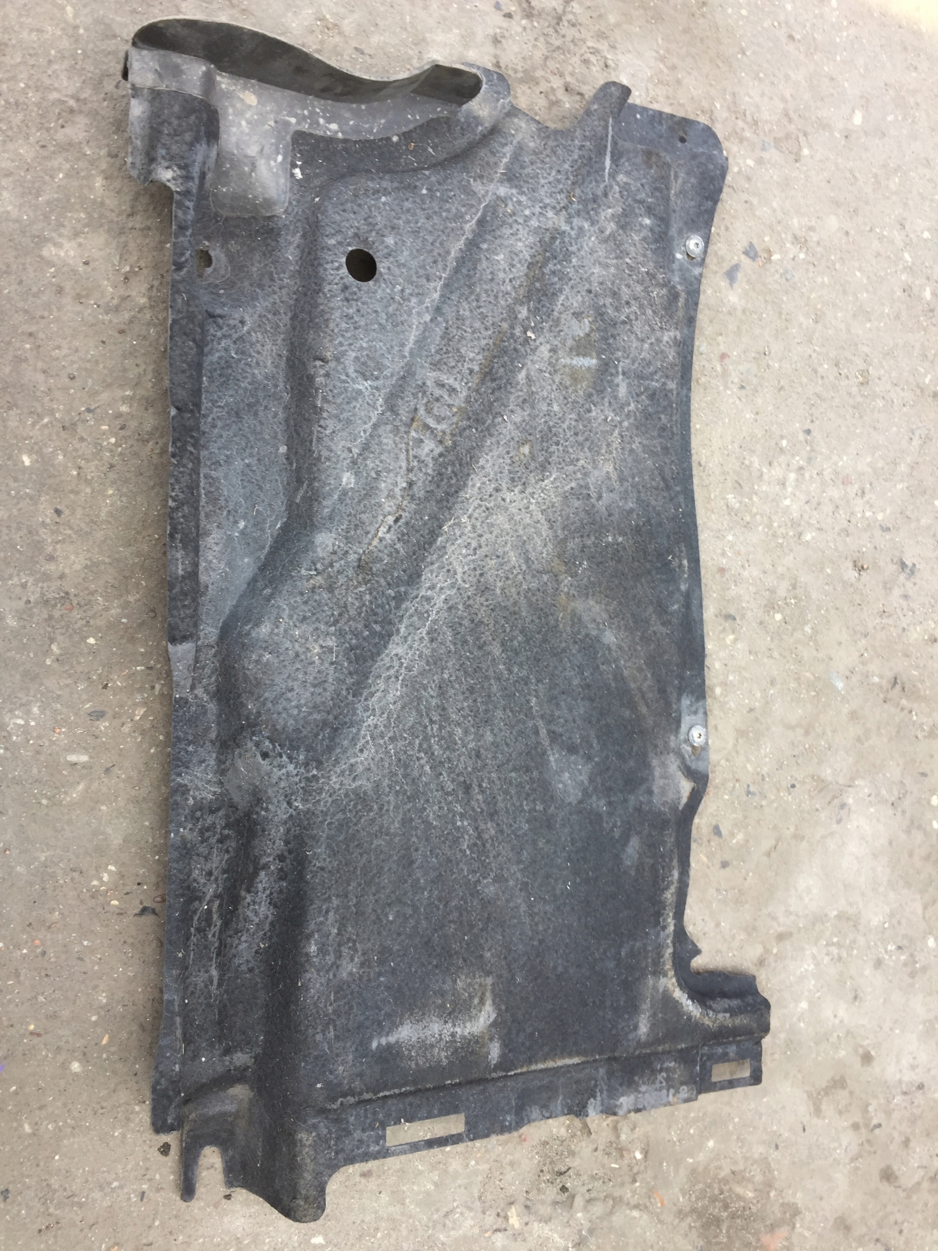 AUDI A6 C7 cover cover chassis left 4G0825215E
