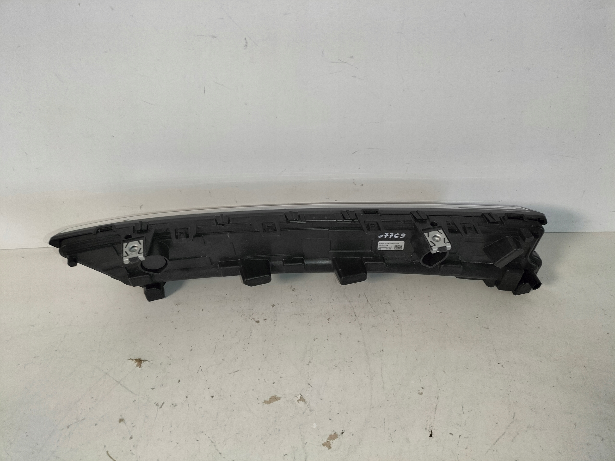 fog light light LED DRL front left VW T7 MULTIVAN 21