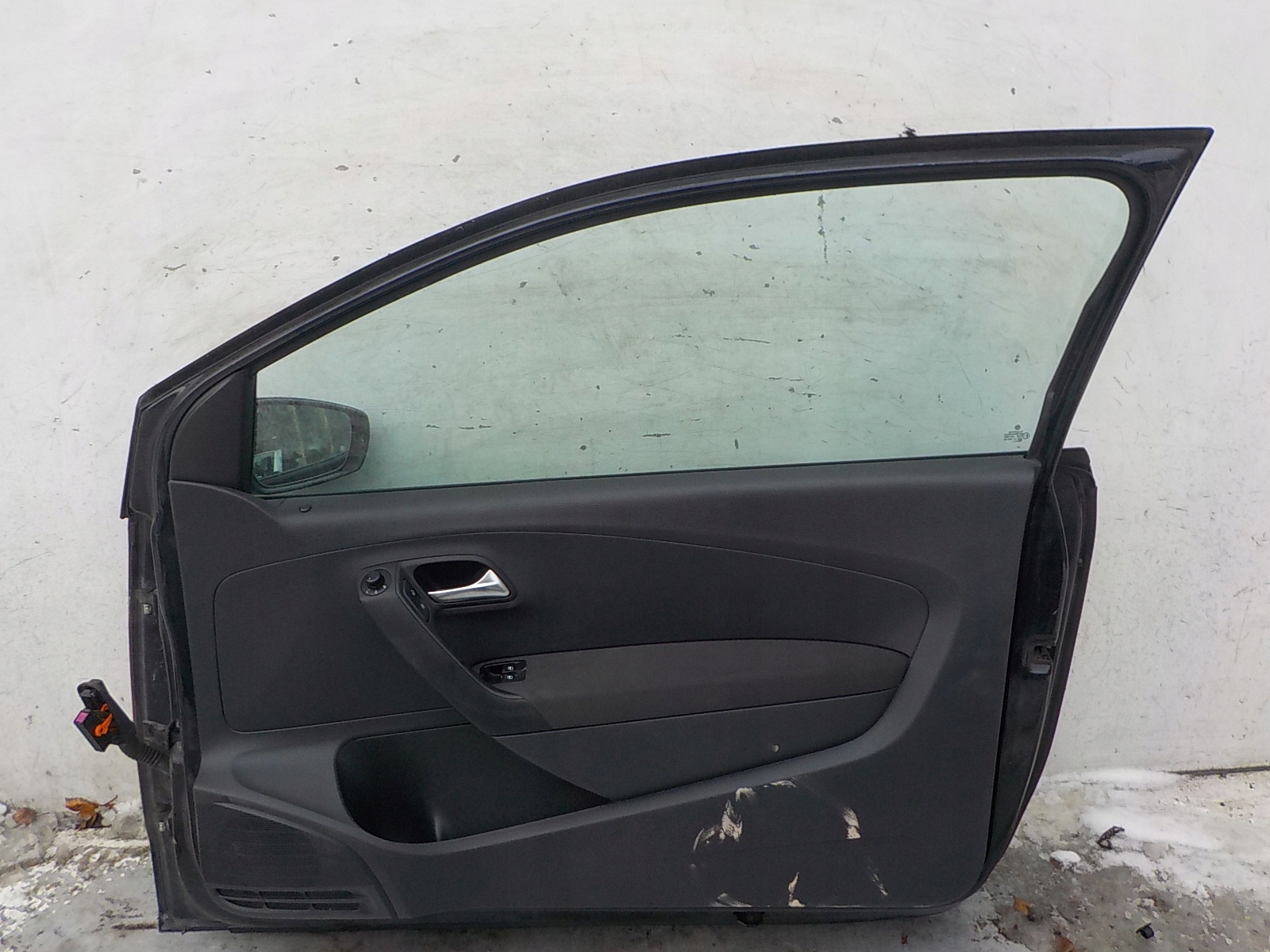 782 VOLKSWAGEN POLO V 6R 3D door right front front