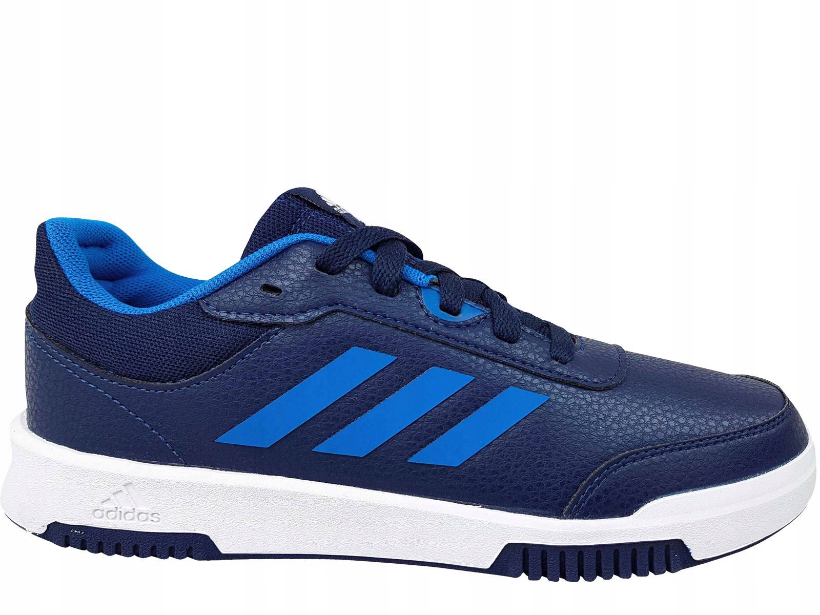 Sportovní boty Adidas Eko kůže s vázáním Tesnaur GW6427 Vel. 35,5