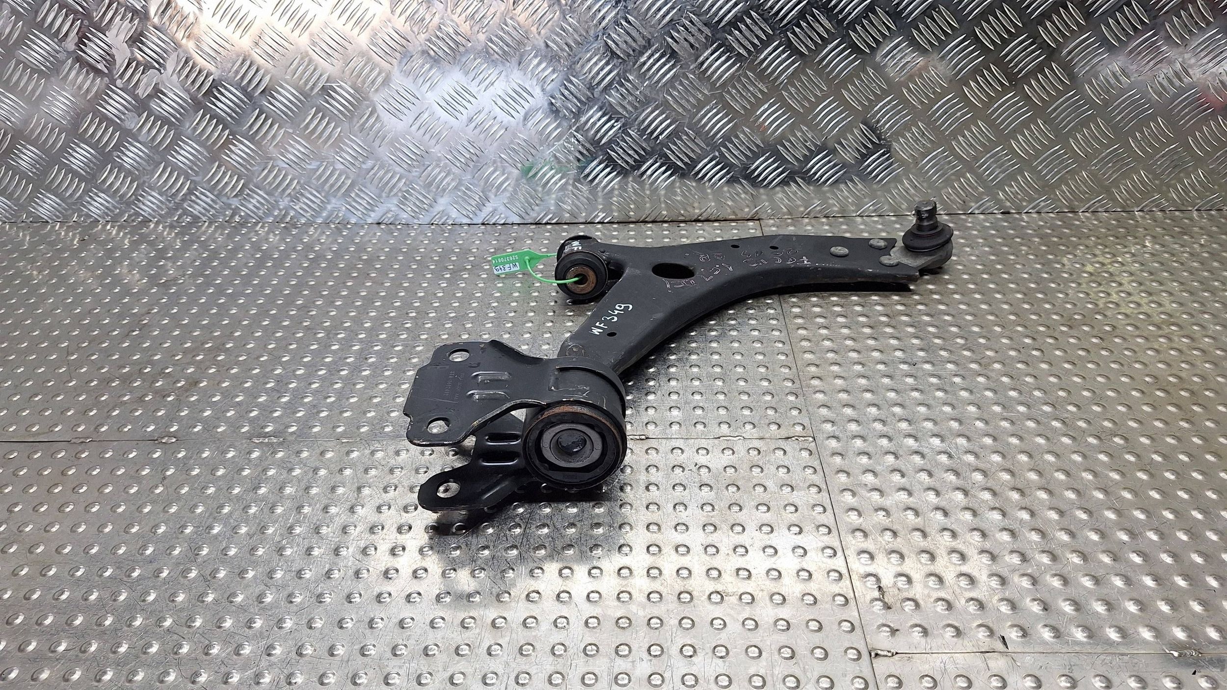 Querlenker rechts vorne BV61-3C339-AAA FORD FOCUS MK3 C-MAX MK2