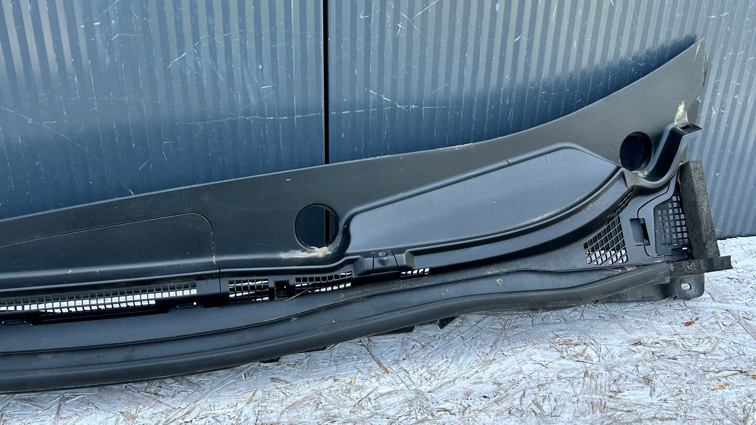 torpedo plastic NISSAN LEAF and ZE0 10- 66862-3NA0A