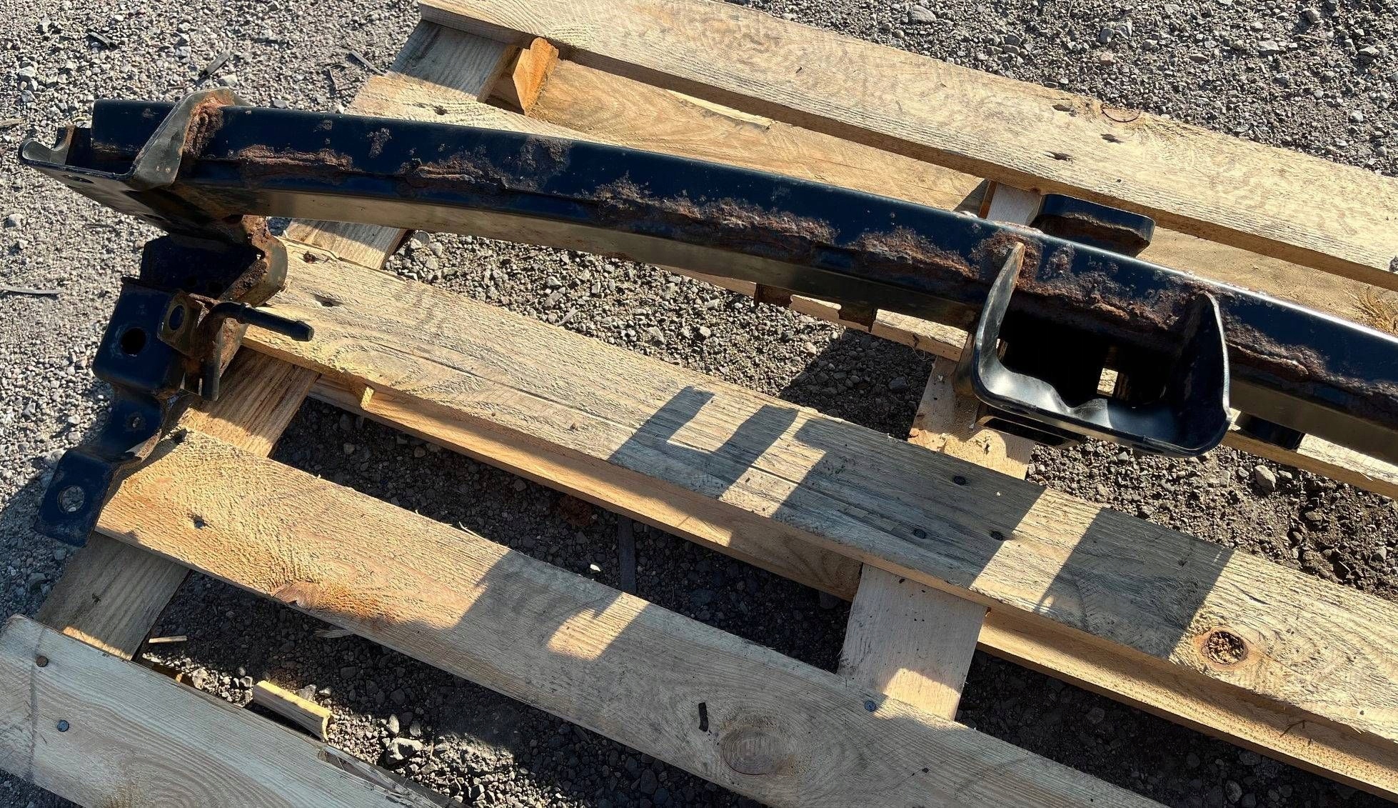 Kugelkopf träger haka hinten der Stoßstange Ford Explorer V 2016-2019