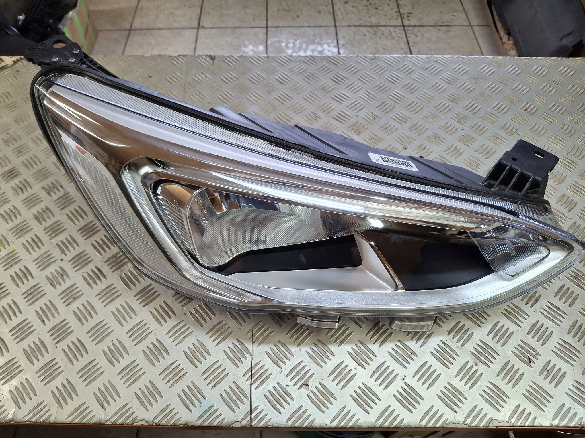 light right front LED FORD FOCUS IV MK4 2018R->