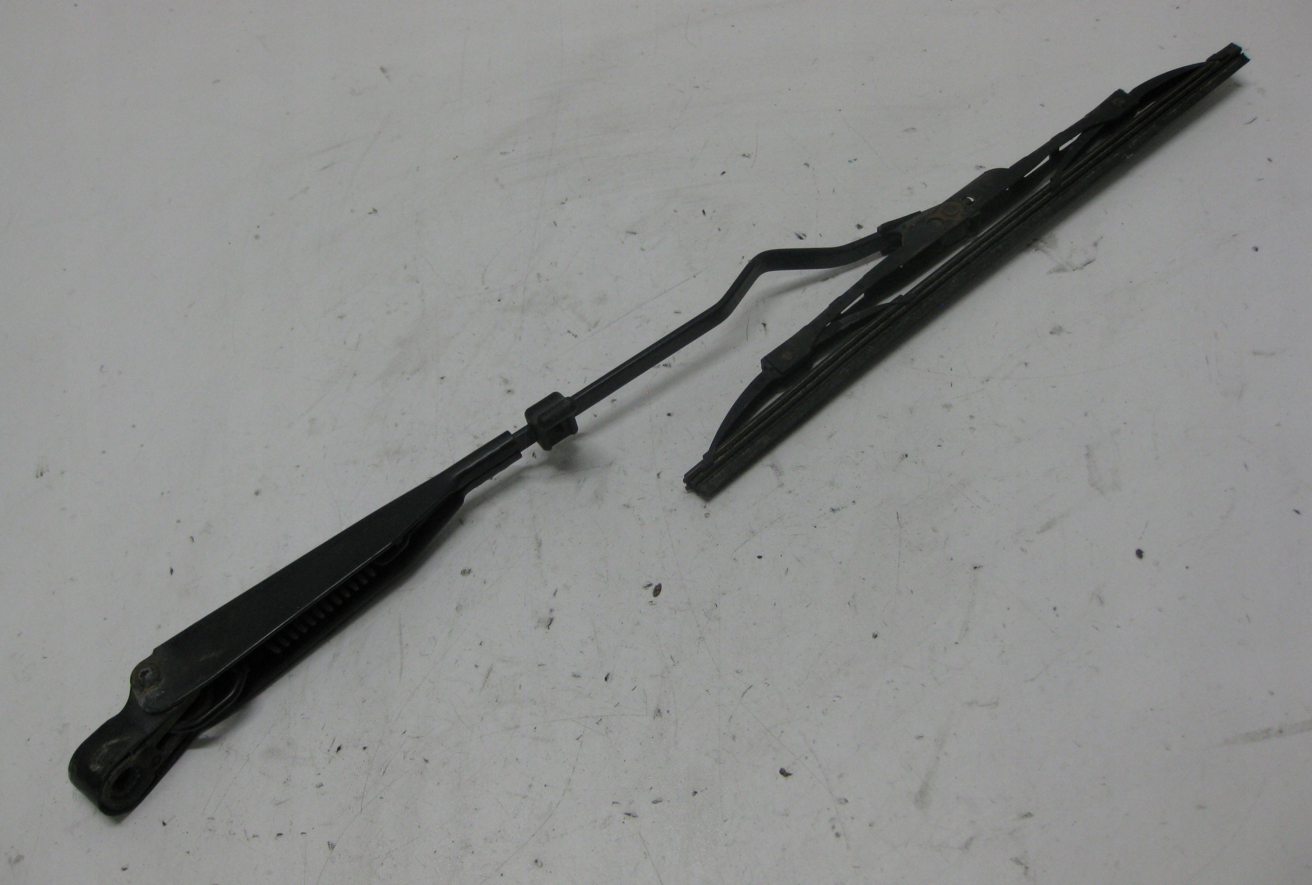 JEEP CHEROKEE LIBERTY KJ wischerarm heck 55155885AB