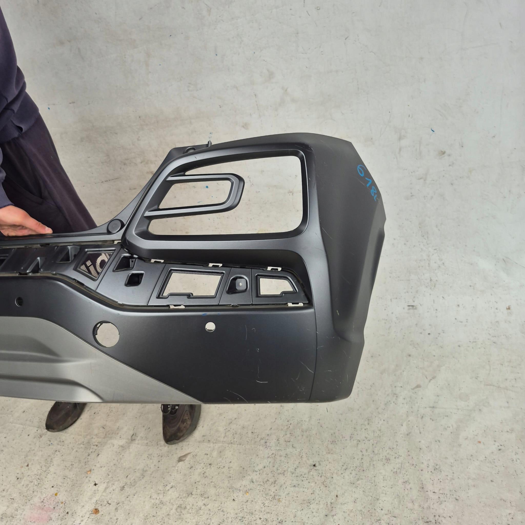 HYUNDAI KONA e 1 17-20 Paraurti posteriore posteriore PDC