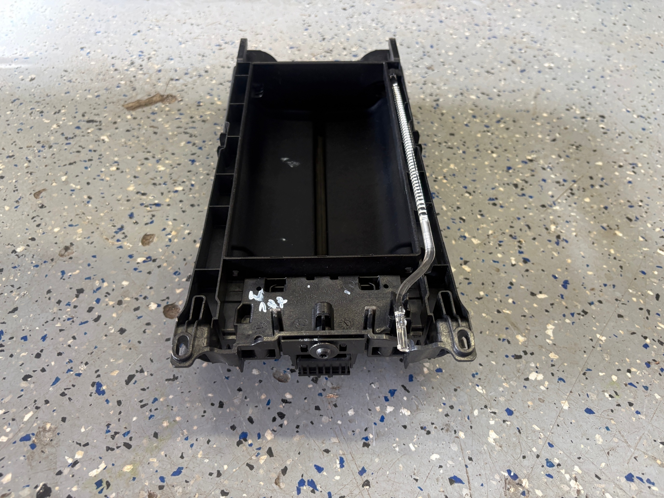 MERCEDES A klasse W177 armlehne 1358450