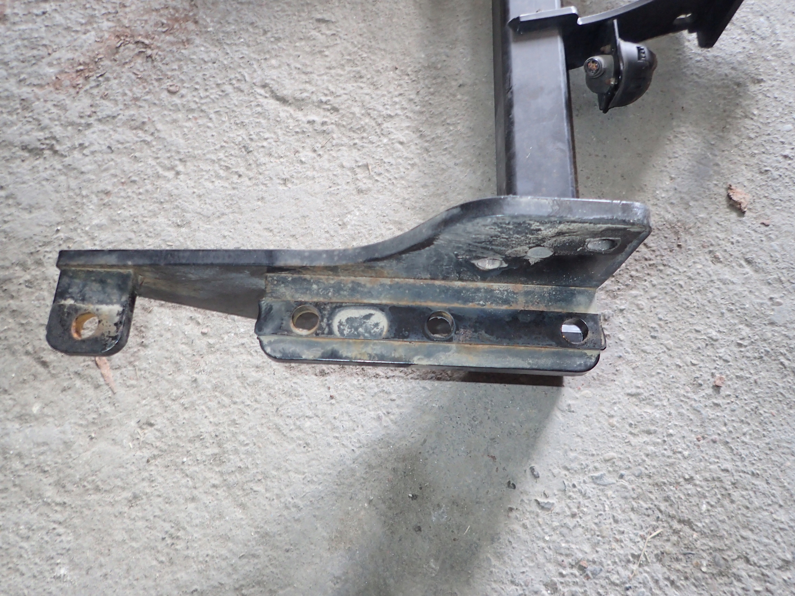 MERCEDES X W470 ORYGINALNY HAK HOLOWNICZY BELKA WESTFALIA Producent Westfalia