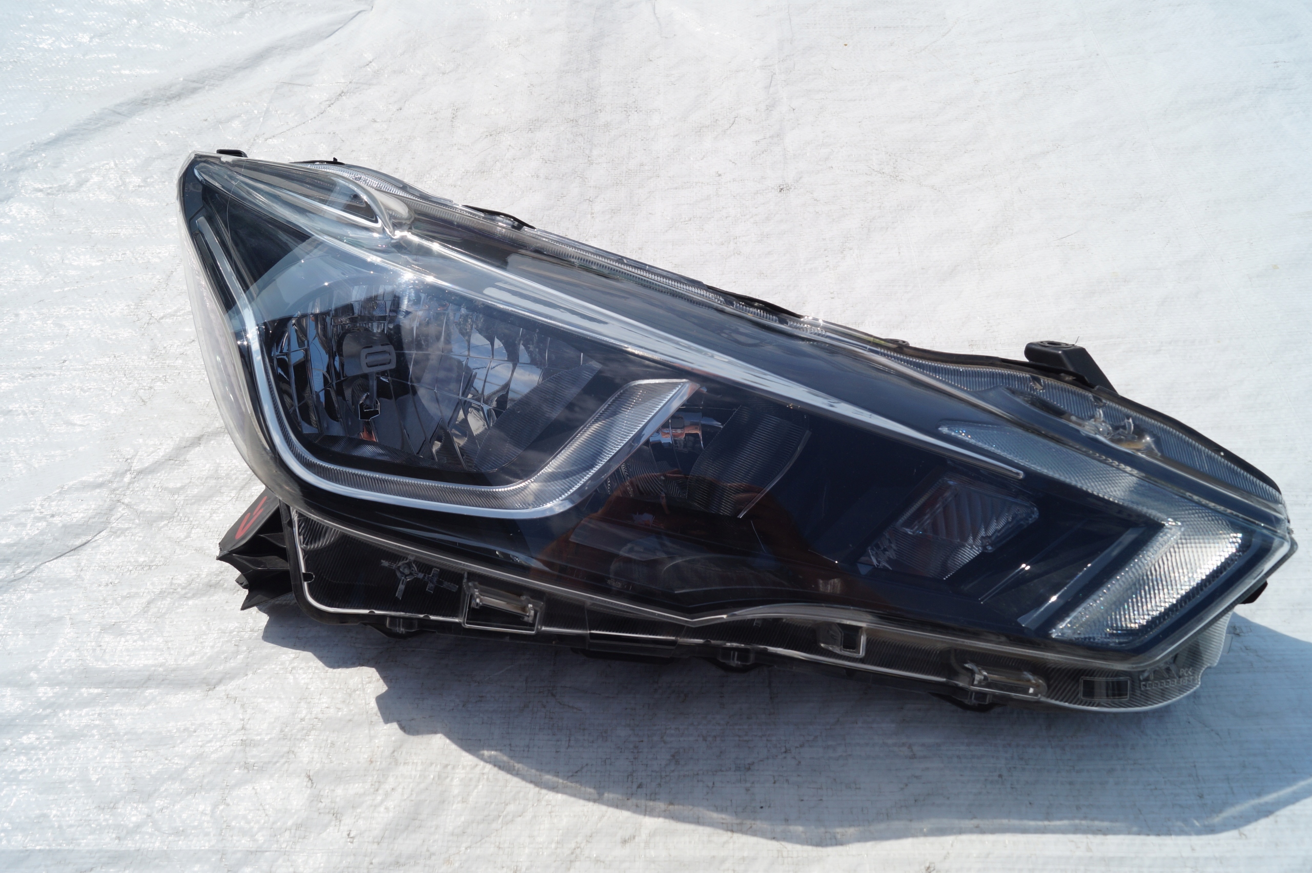 light front front right NISSAN MICRA K14 2016-2022 26010-5FA0A