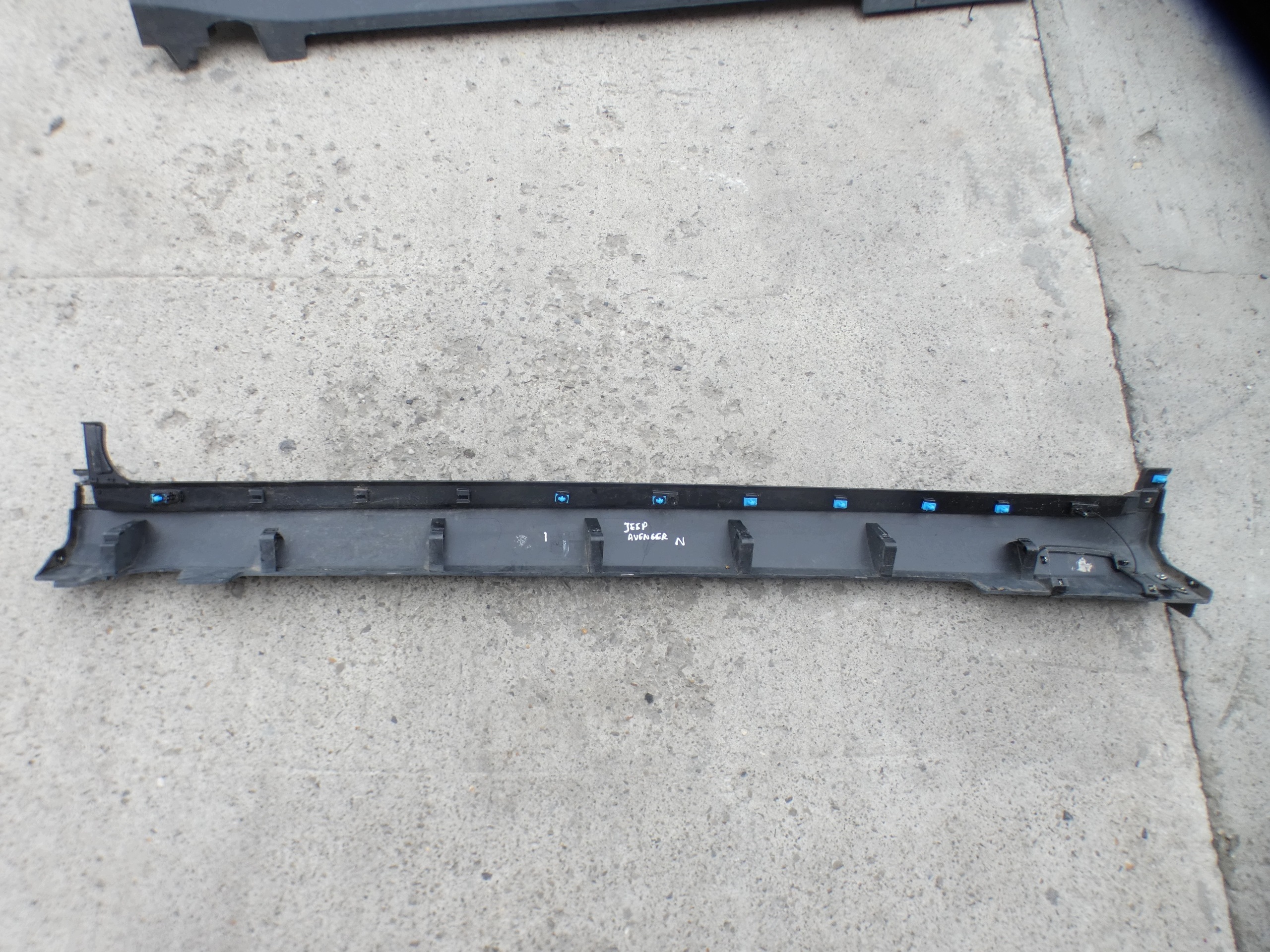 JEEP AVENGER threshold left right cap threshold 735730062 735730063