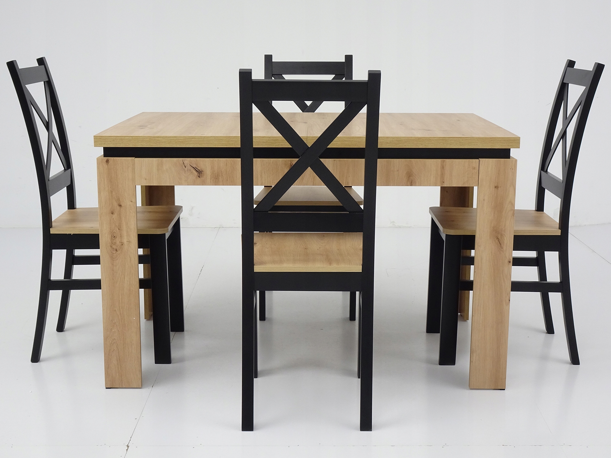 Zestaw stół rozkładany i 4 krzesła krzyżak ARTISAN Szerokość stołu 80 cm