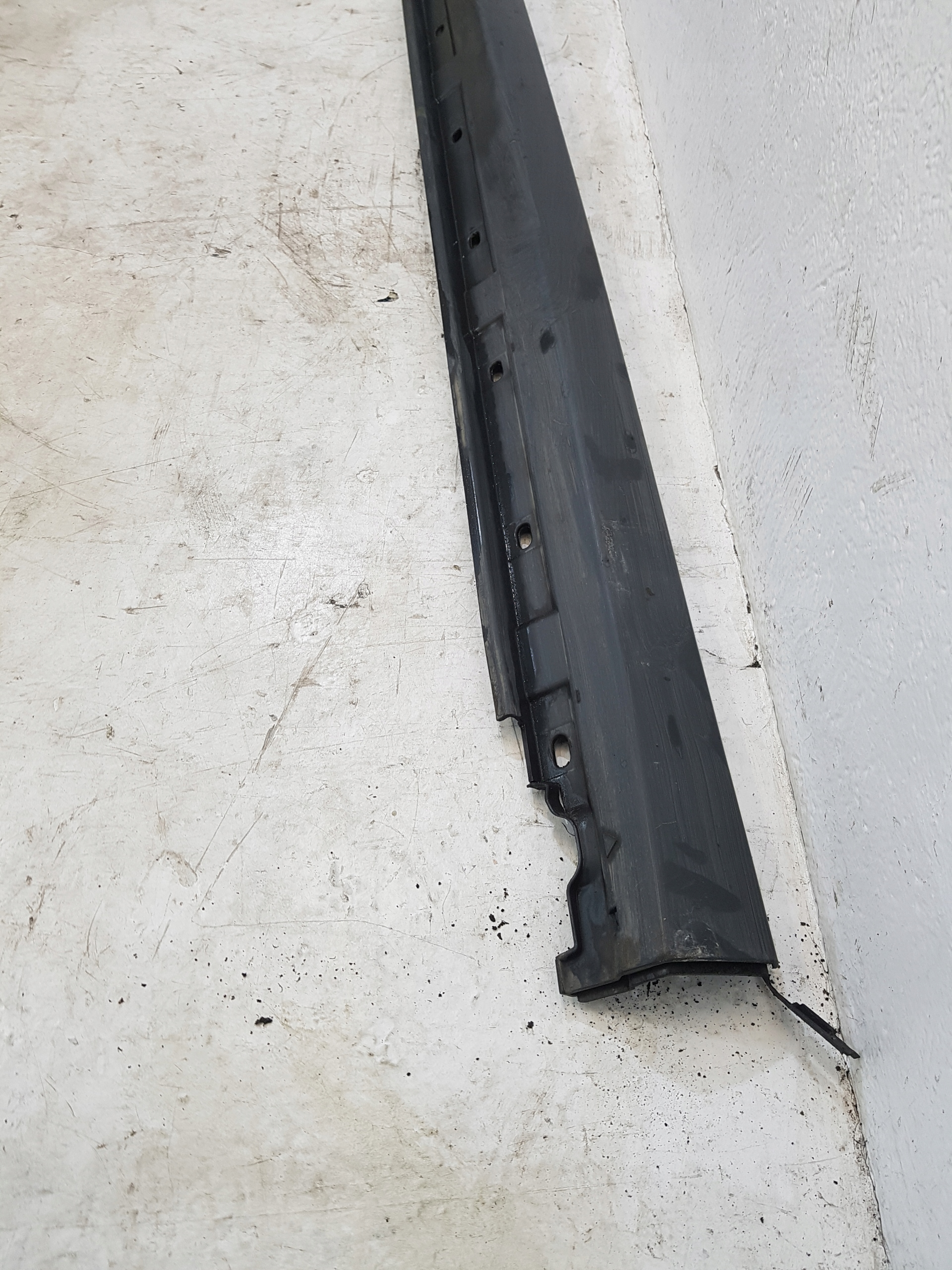 cap for threshold left AUDI A4 B6 8E0853859