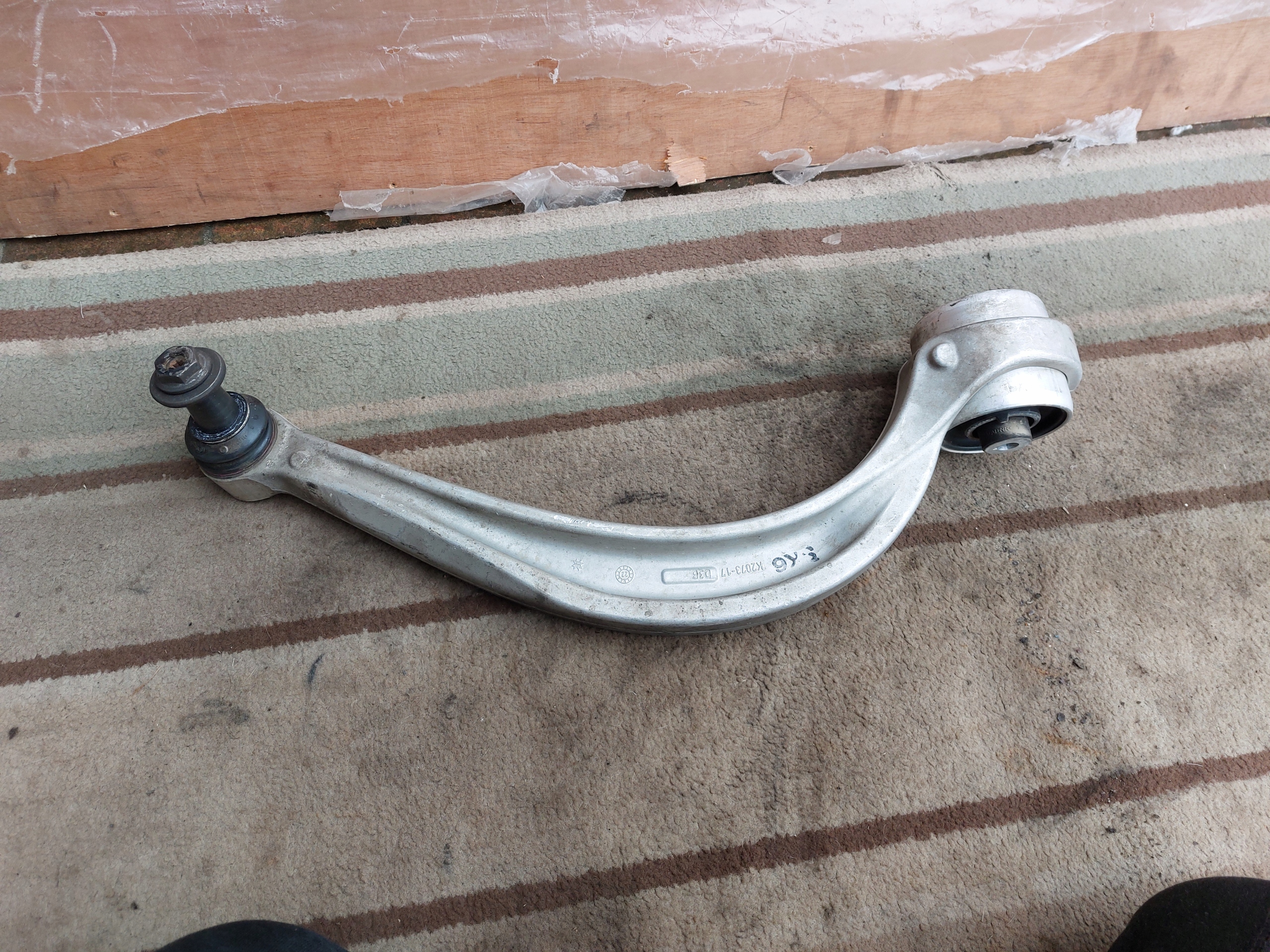 PORSCHE CAYENNE III 9Y0 22r 4M0 arm left front 4M0407695C