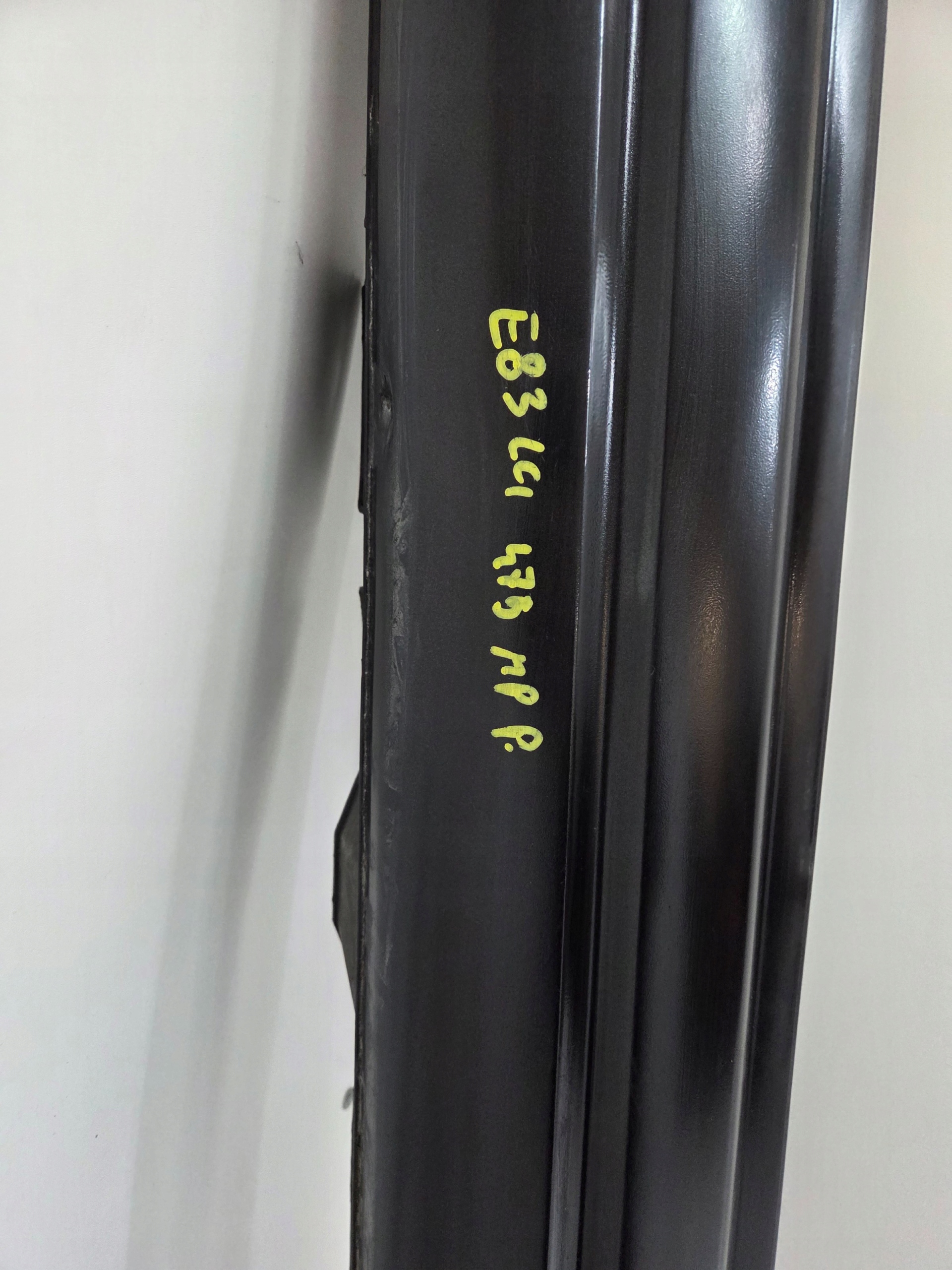 moulding threshold right BMW X3 E83 LIFT M PAKIET BLACK SAPPHIRE