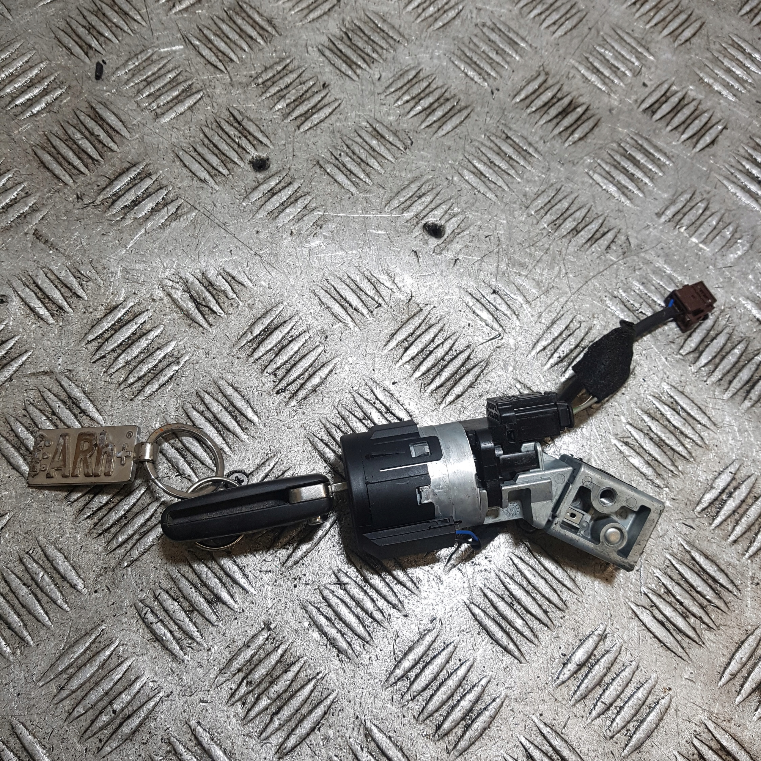 ignition Z KLUCZYKIEM CITROEN C4 PICASSO 1 36410600