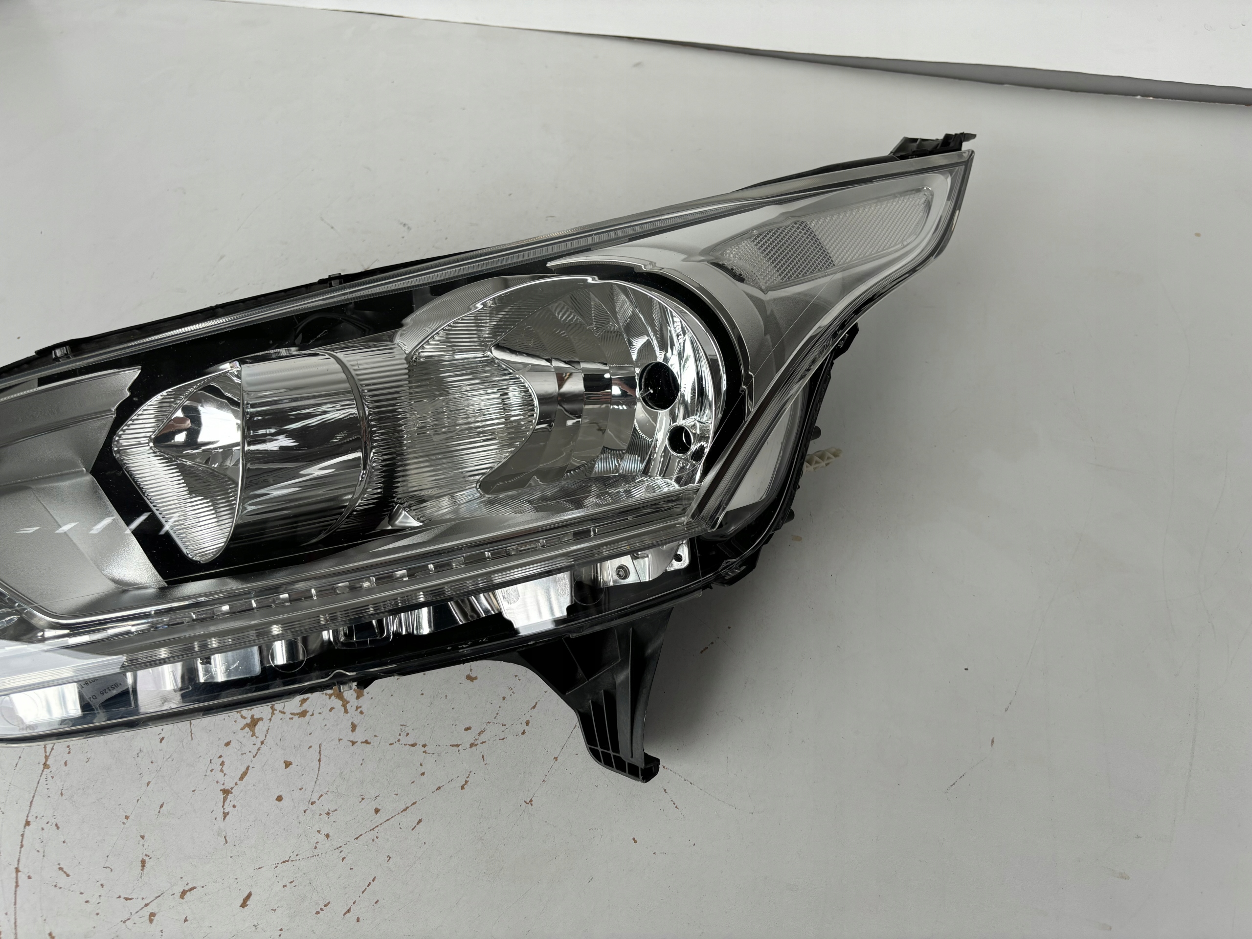 Licht links REFLEKTOR FORD TRANSIT CONNECT 13