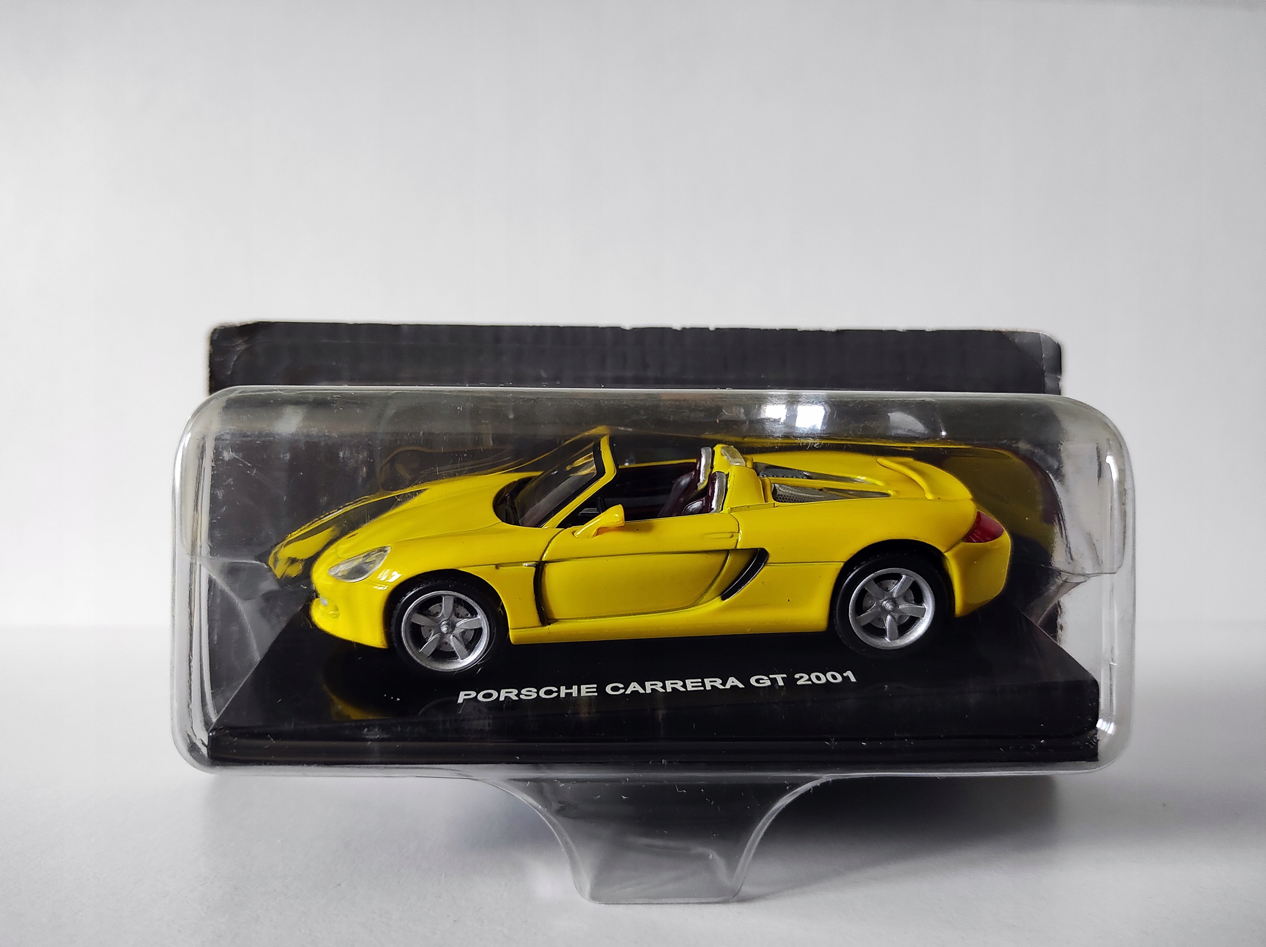 Porsche Carrera Gt 2001 DeAGOSTINI 1:43