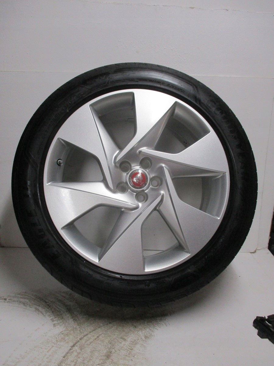 wheels discs tyres JAGUAR and PACE R20 19R