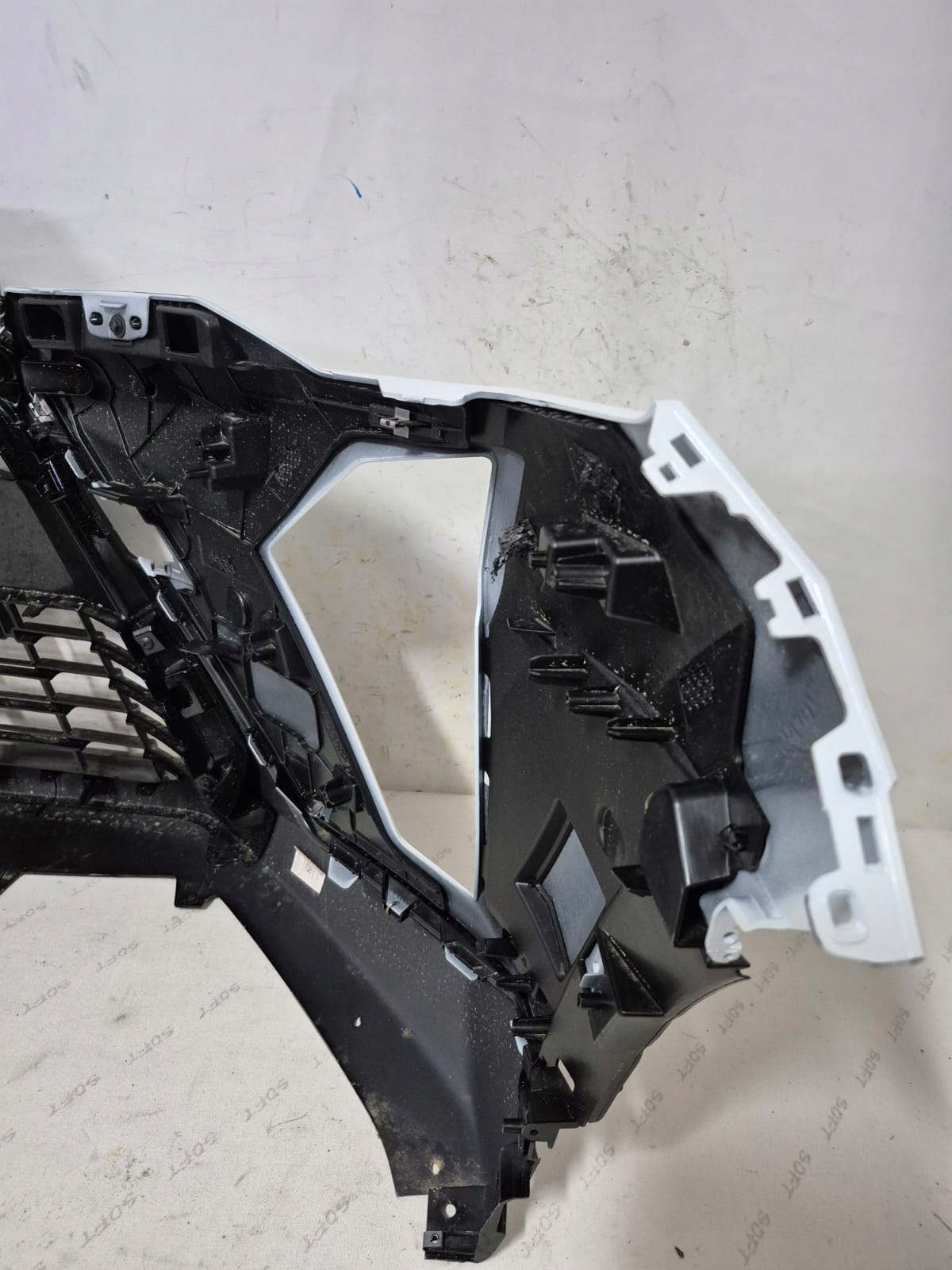 MITSUBISHI ASX II LIFT 24- bumper front front grill 622541496R