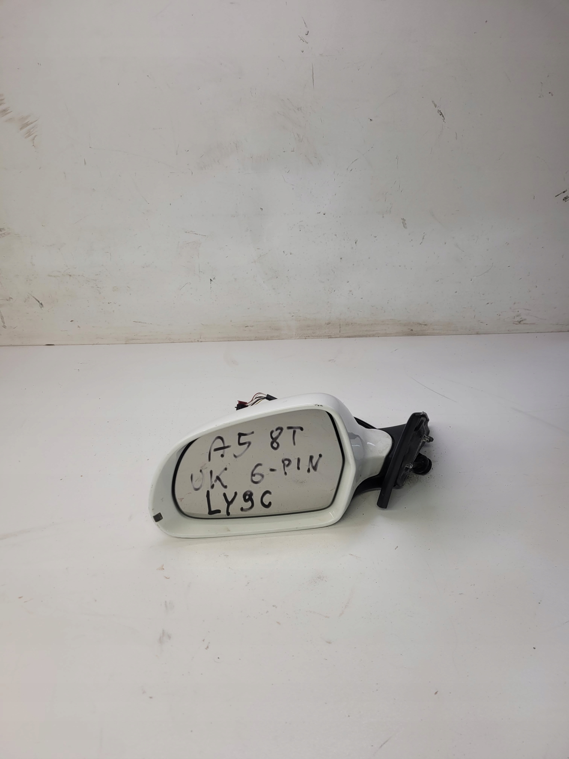 mirror exterior left AUDI A5 8T LY9C 6-PIN UK