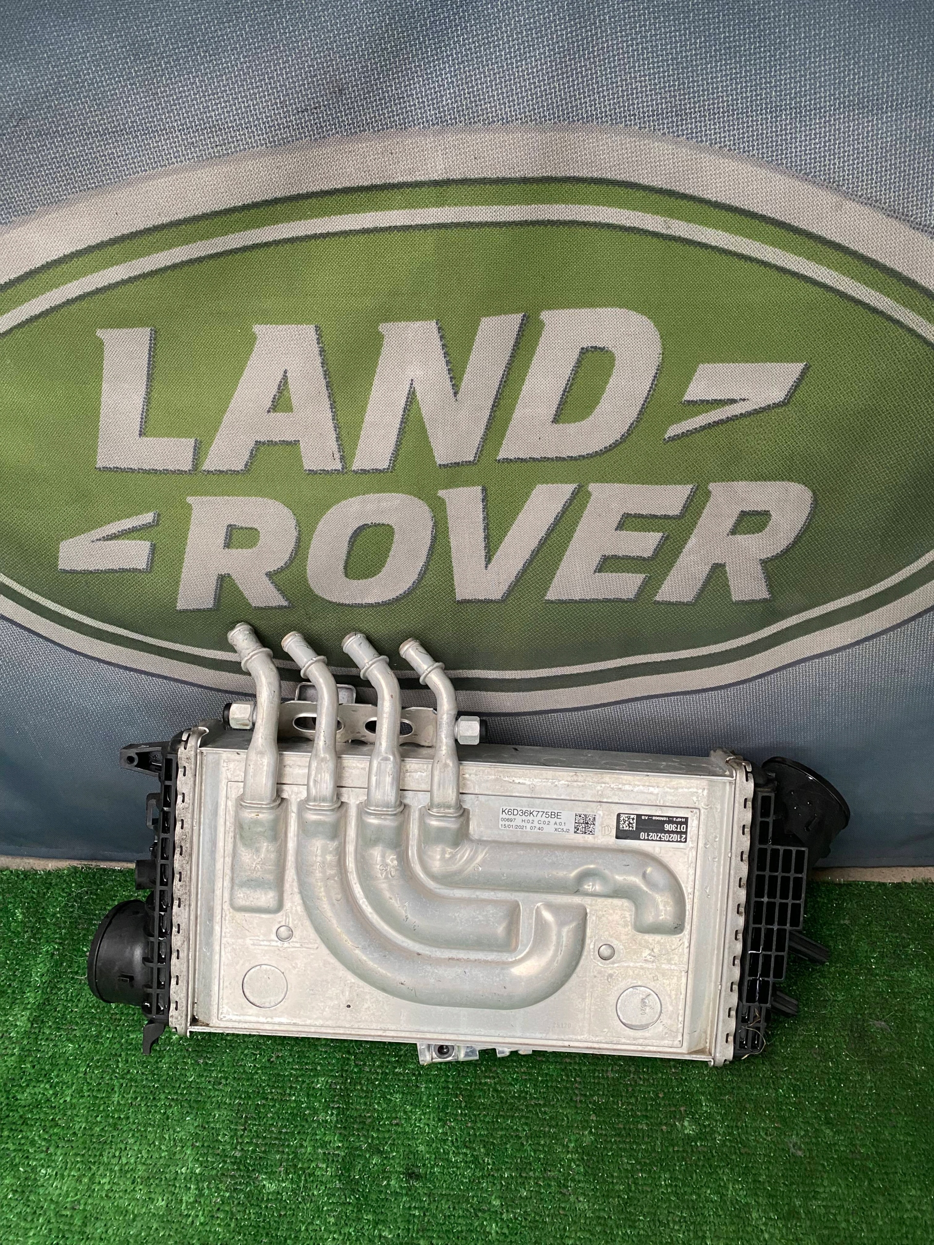 LAND ROVER RANGE ROVER CHŁODNICA INTERCOOLERA