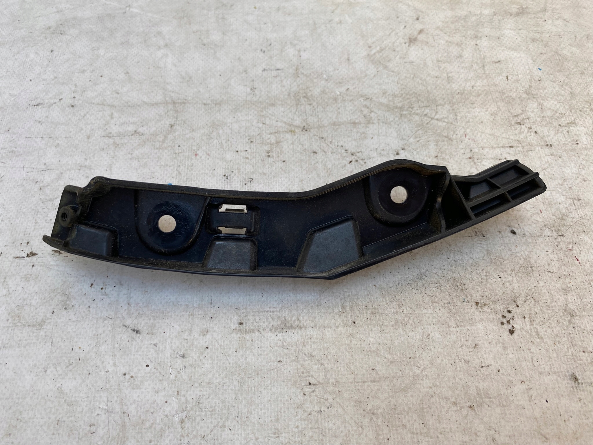 SKODA KAROQ 17- bumper bracket front left 57A807183B