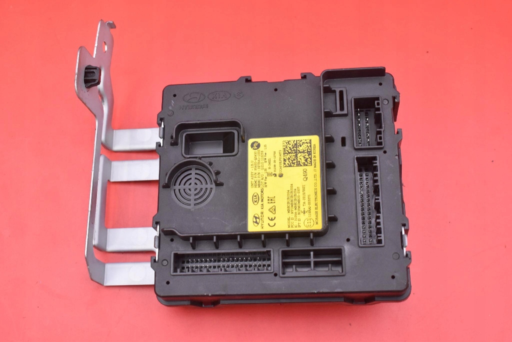 control unit module BCM 95400-Q0490 HYUNDAI BAYON 1.2 16V 84 KM 21
