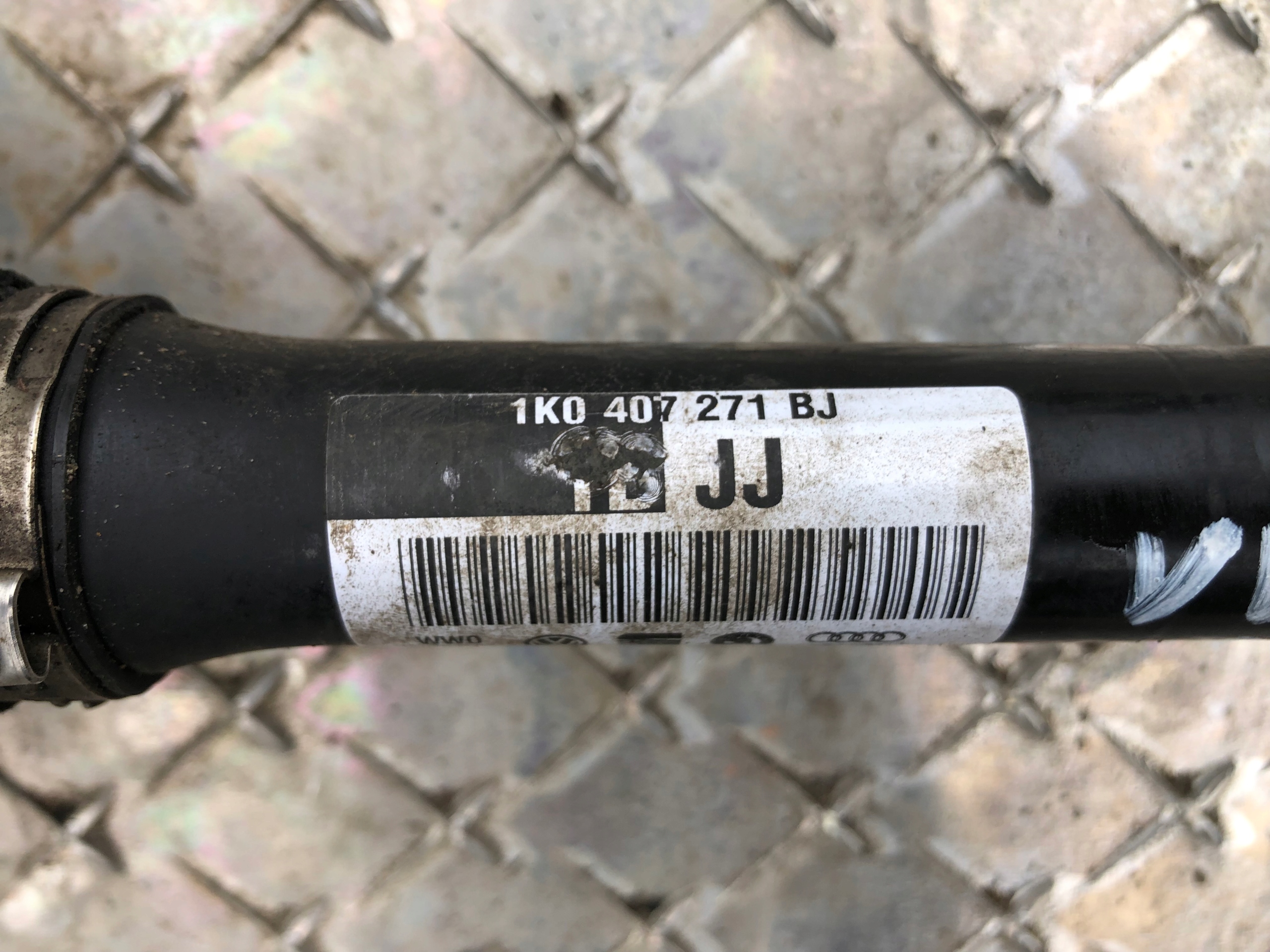 semi-axis left VW SKODA AUDI 1K0407271BJ