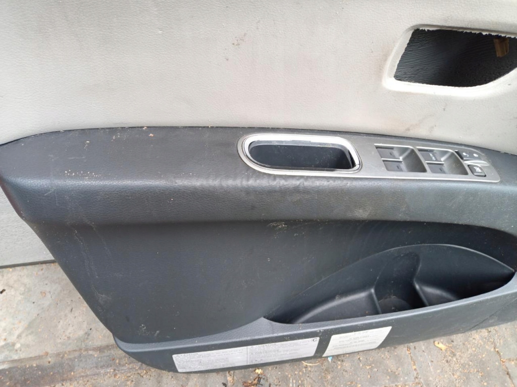 subaru TRIBECA B9 РЕСТАЙЛИНГ дверные карты европа