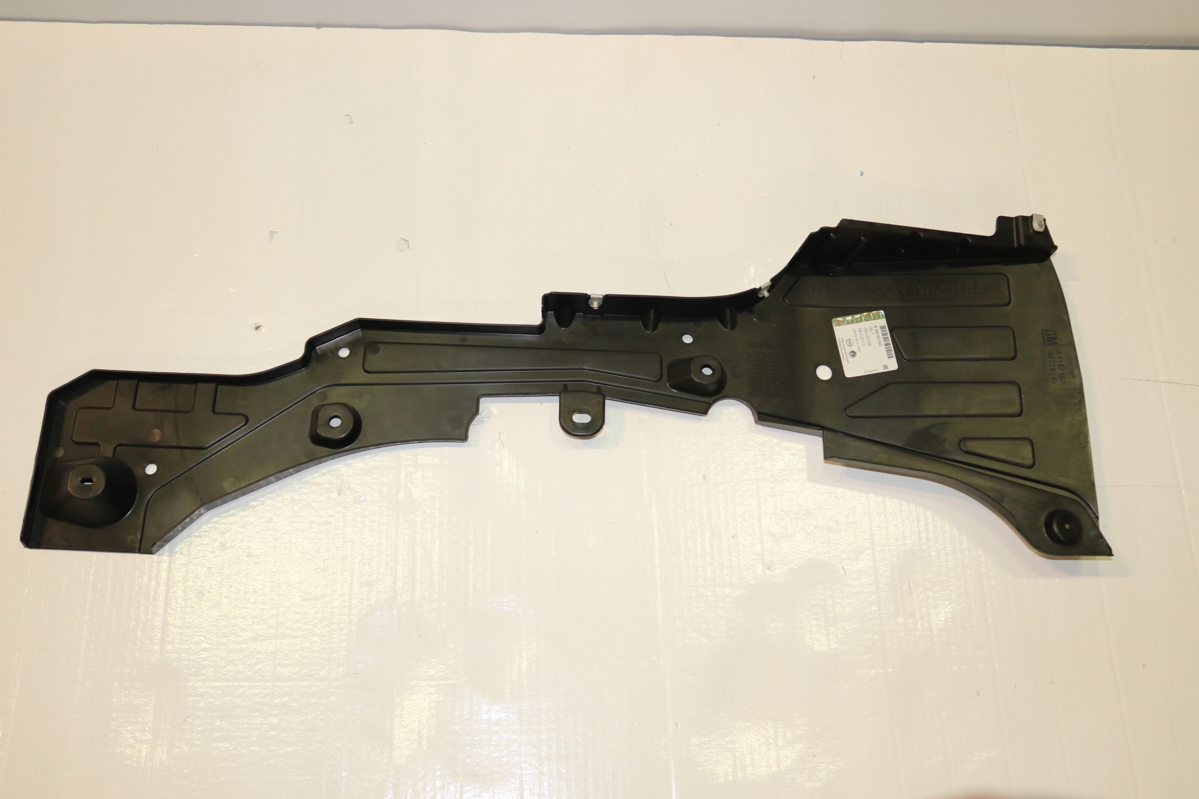 84167102 - OPEL INSIGNIA B КРЫШКА ДЛЯ ДВИГАТЕЛЯ ЛЕВАЯ 84167 102