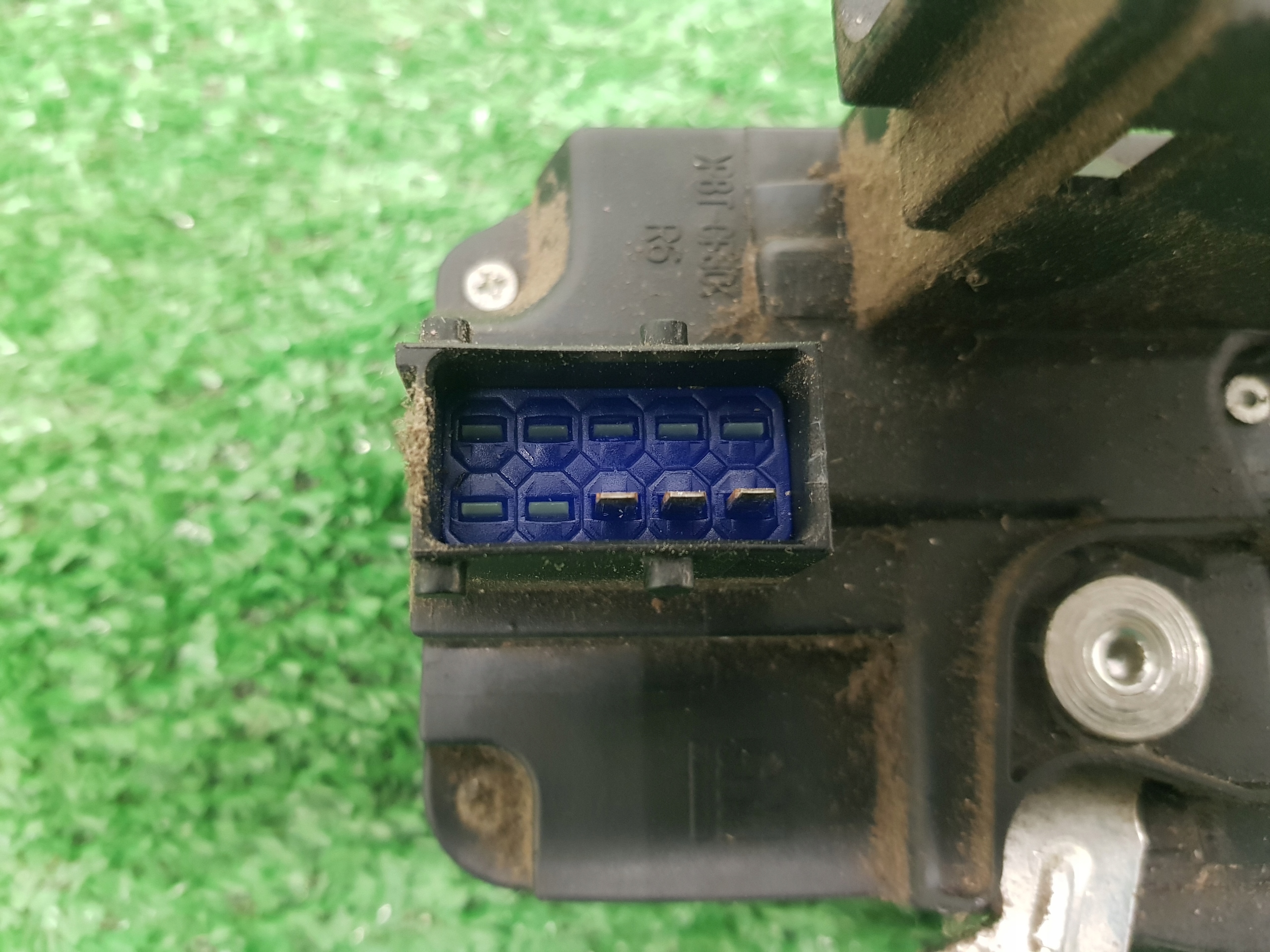 lock door right front RENAULT TRAFIC 2