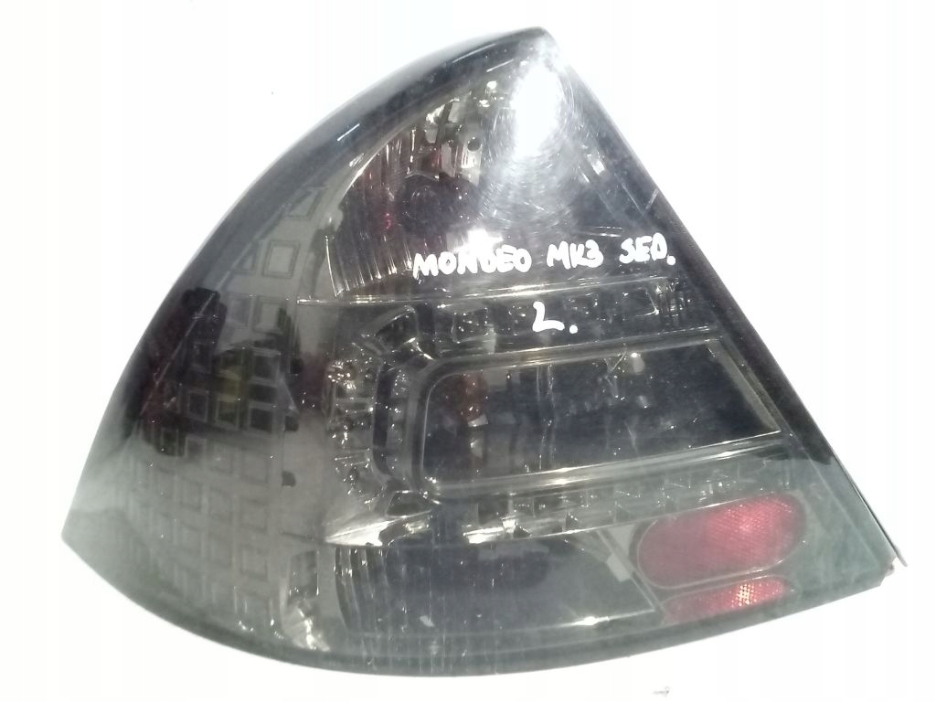 Ford Mondeo MK3 sedan light left rear part rear FR535-BESE2