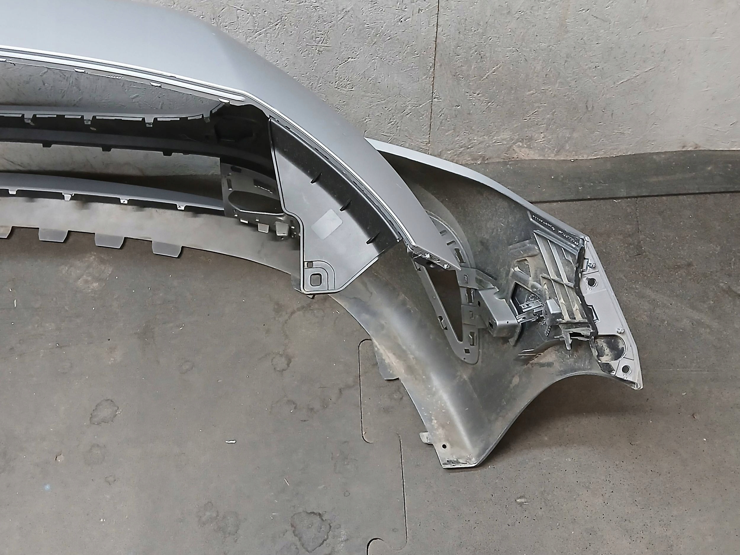 bumper front MERCEDES B KLASA W247 A247