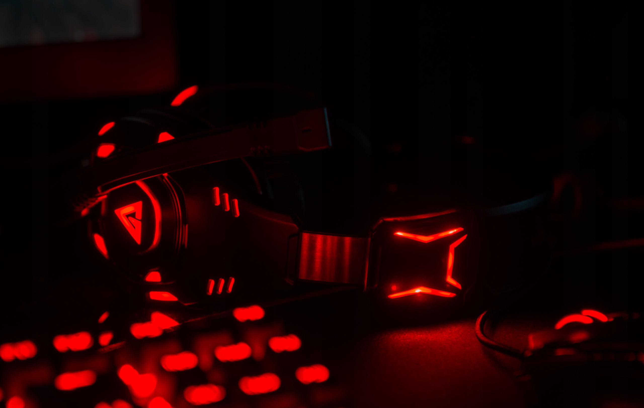 SŁUCHAWKI Z MIKROFONEM NA PAŁKĄKU - MODECOM GHOST - DŁUGI PRZEWÓD 220 CM Mikrofon tak