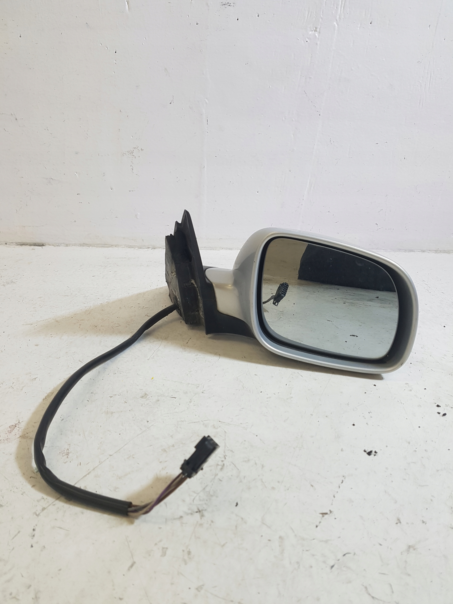 mirror right electrics VOLKSWAGEN PASSAT B5 5 [IN