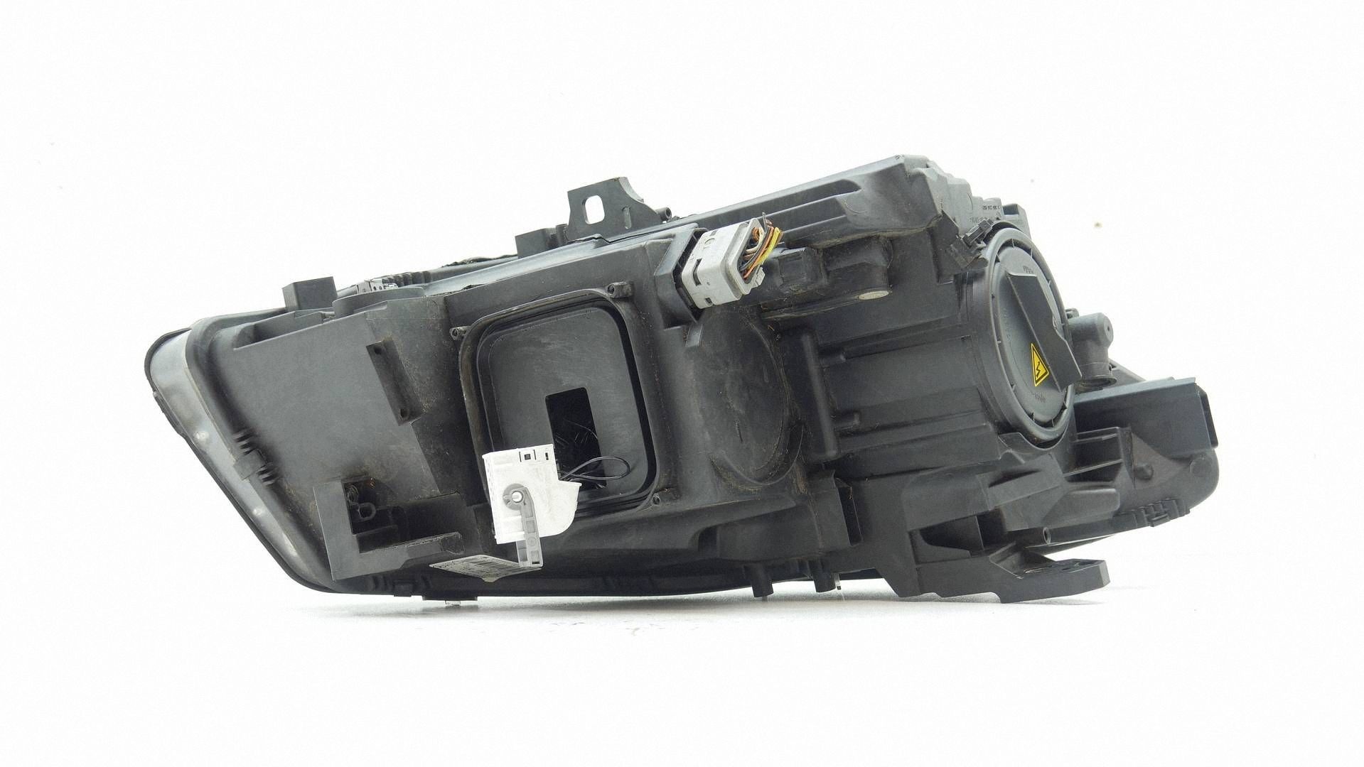 REFLEKTOR light left front left BI XENON MERCEDES CLA W117 A1179065300