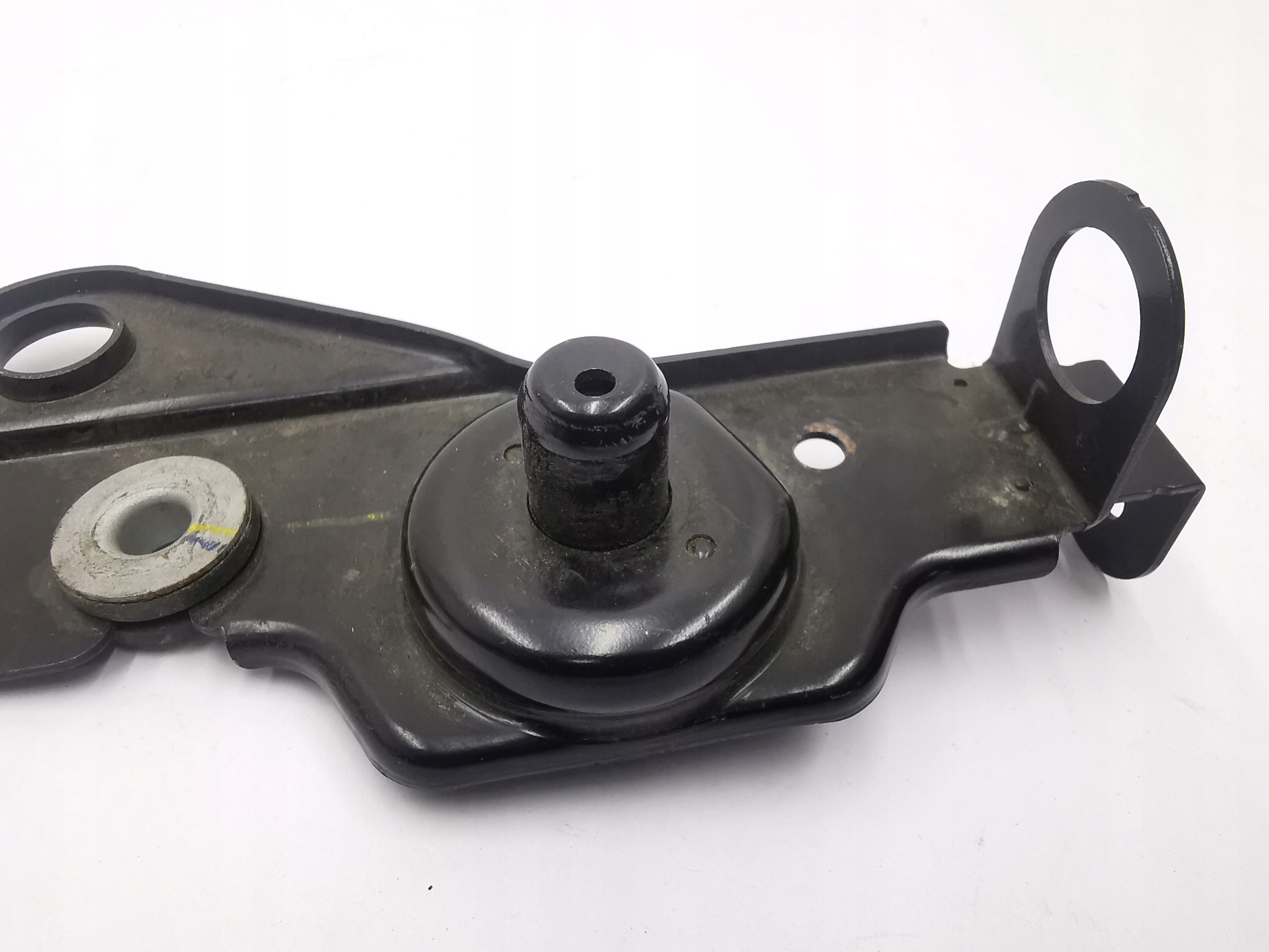 bracket radiator upper right TOYOTA RAV-4 / 16533-26050