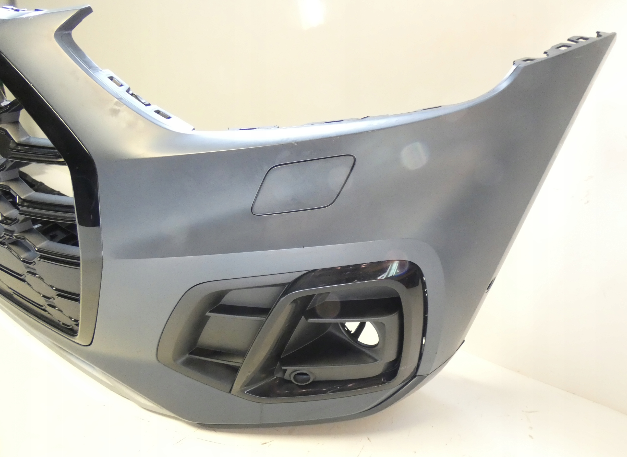 AUDI Q5 SQ5 80A807437P LIFT 2020- POD 6 PDC ZDERZAK PRZÓD PRZEDNI Powierzchnia malowana