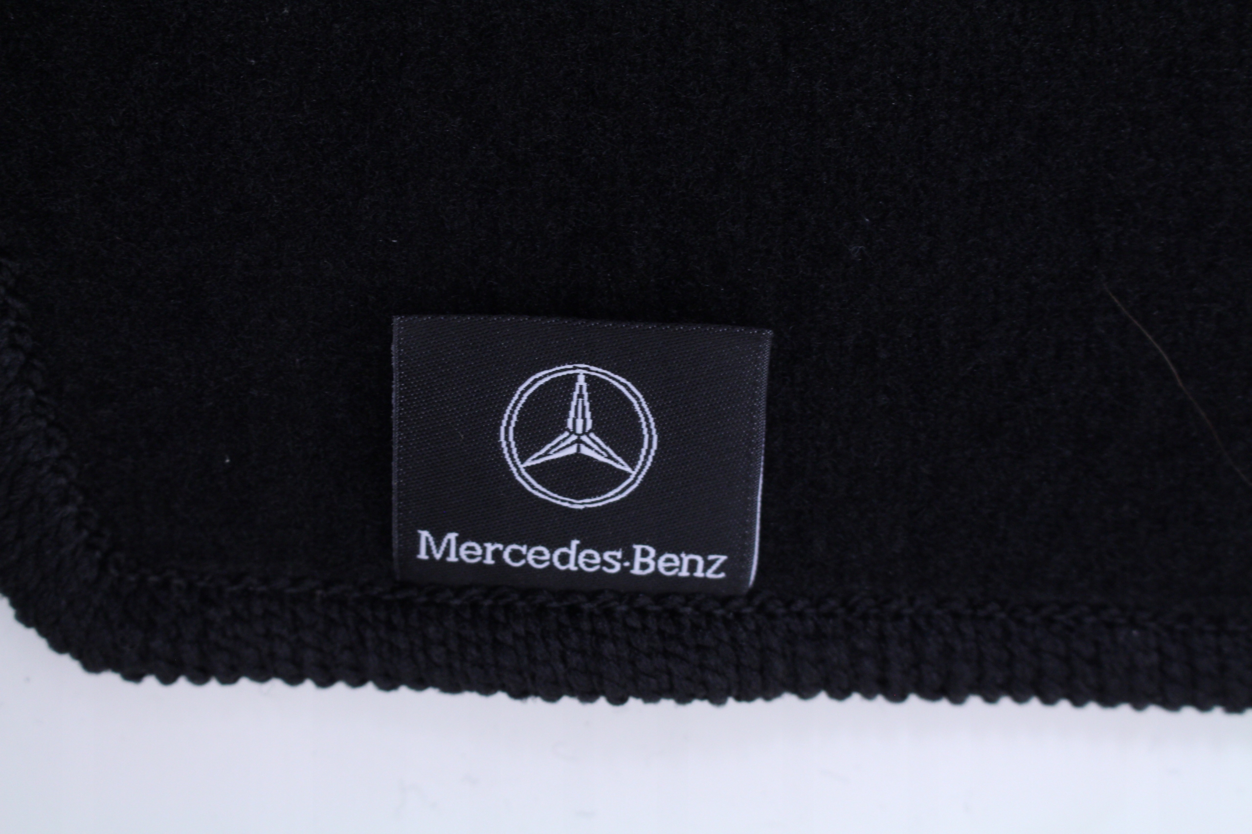 PODŁOGA WYKŁADZINA BAGAZNIKA MERCEDES W247 B-KLASA Numer katalogowy producenta PODŁOGA MERCEDES  @