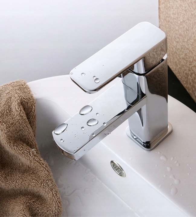 Bateria umywalkowa ERRO Marka ZXC