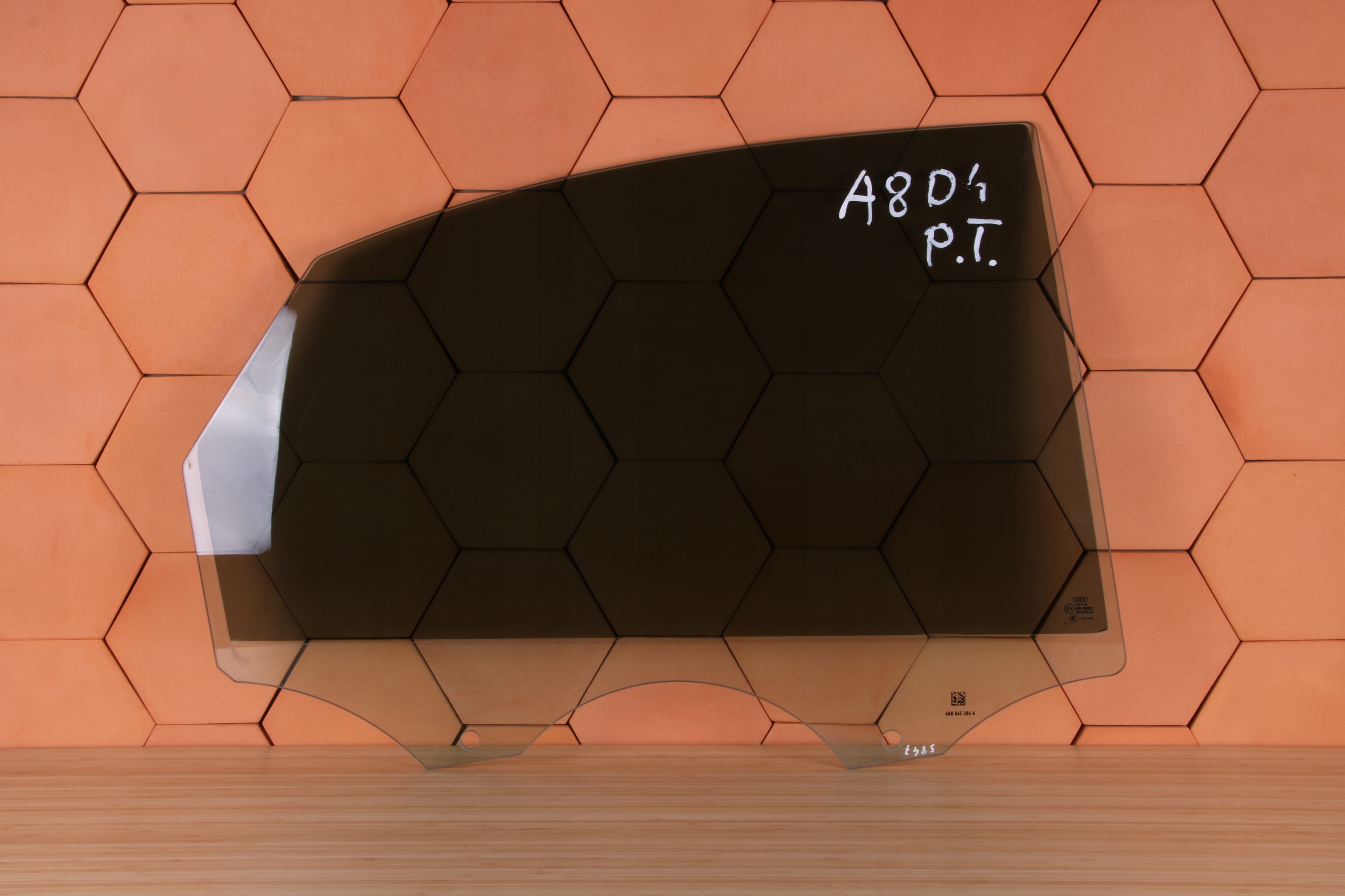 AUDI A8 D4 скло двері правий задній 2013 4H0845206A