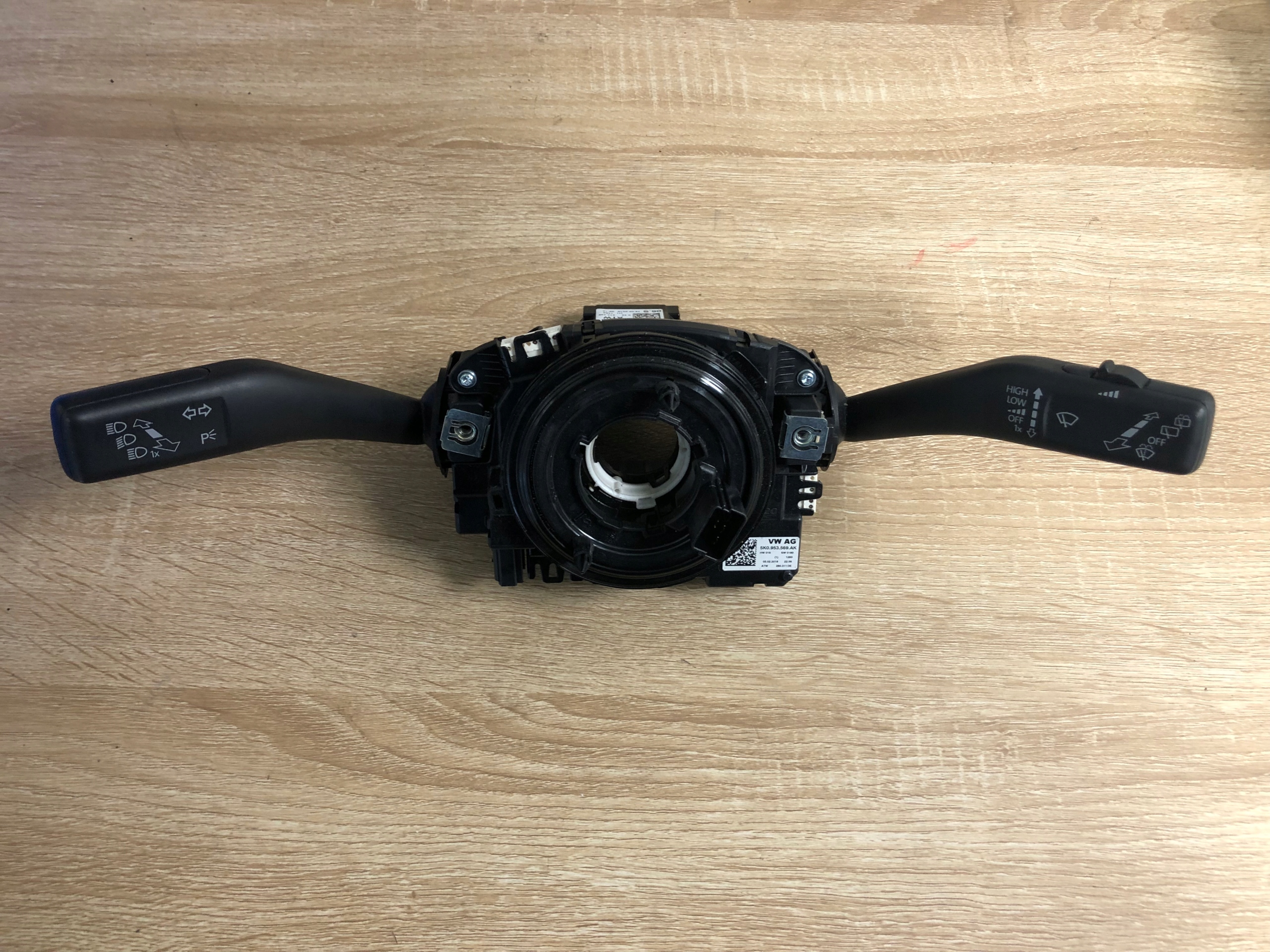 DEVIO LUCI TERGICRISTALLO TERGI VW SKODA AUDI 5K0953569AK